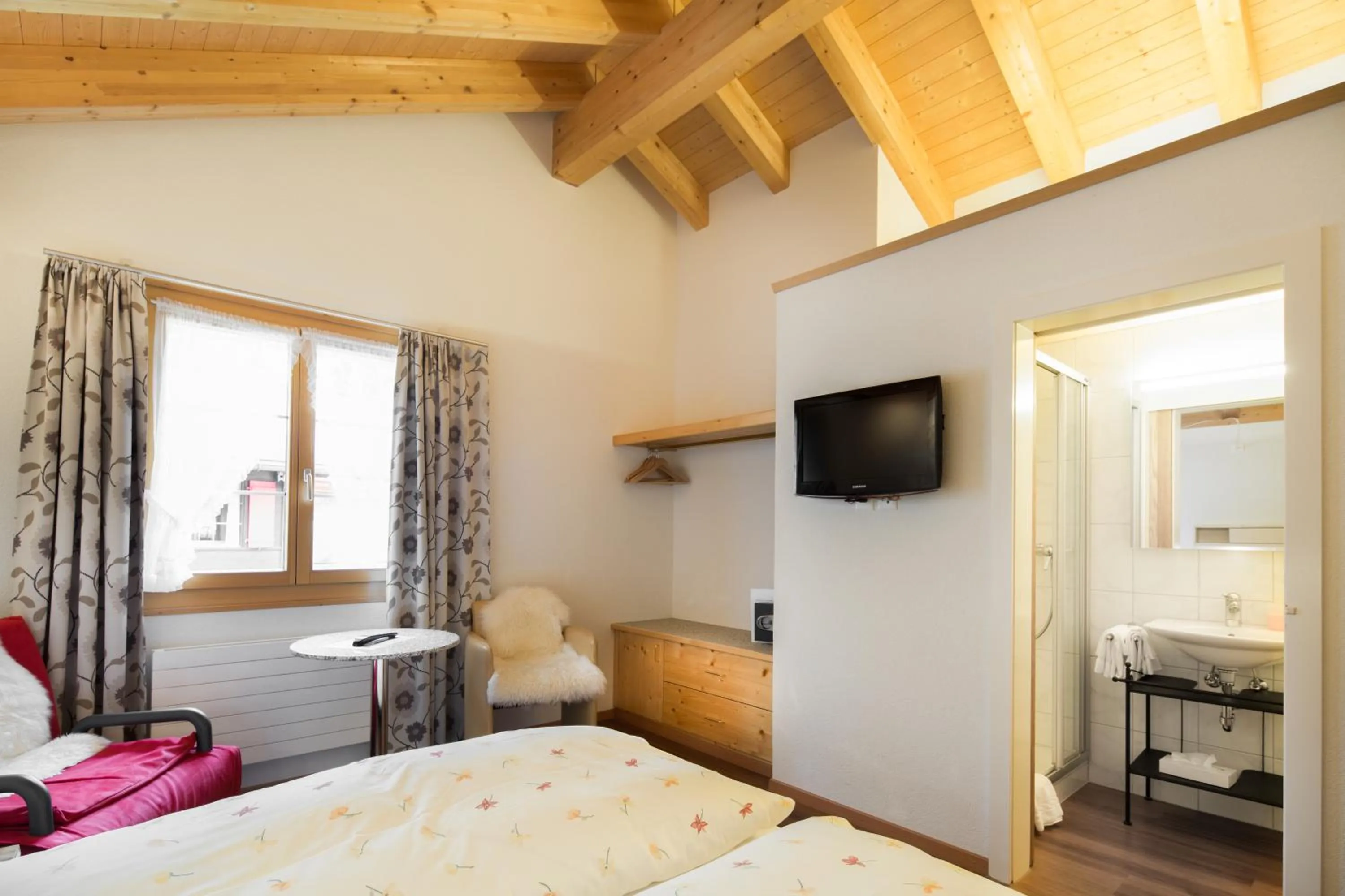 Bedroom, Bed in Hotel Blumental