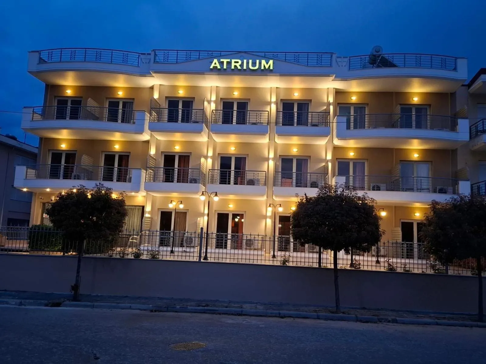 Atrium Hotel
