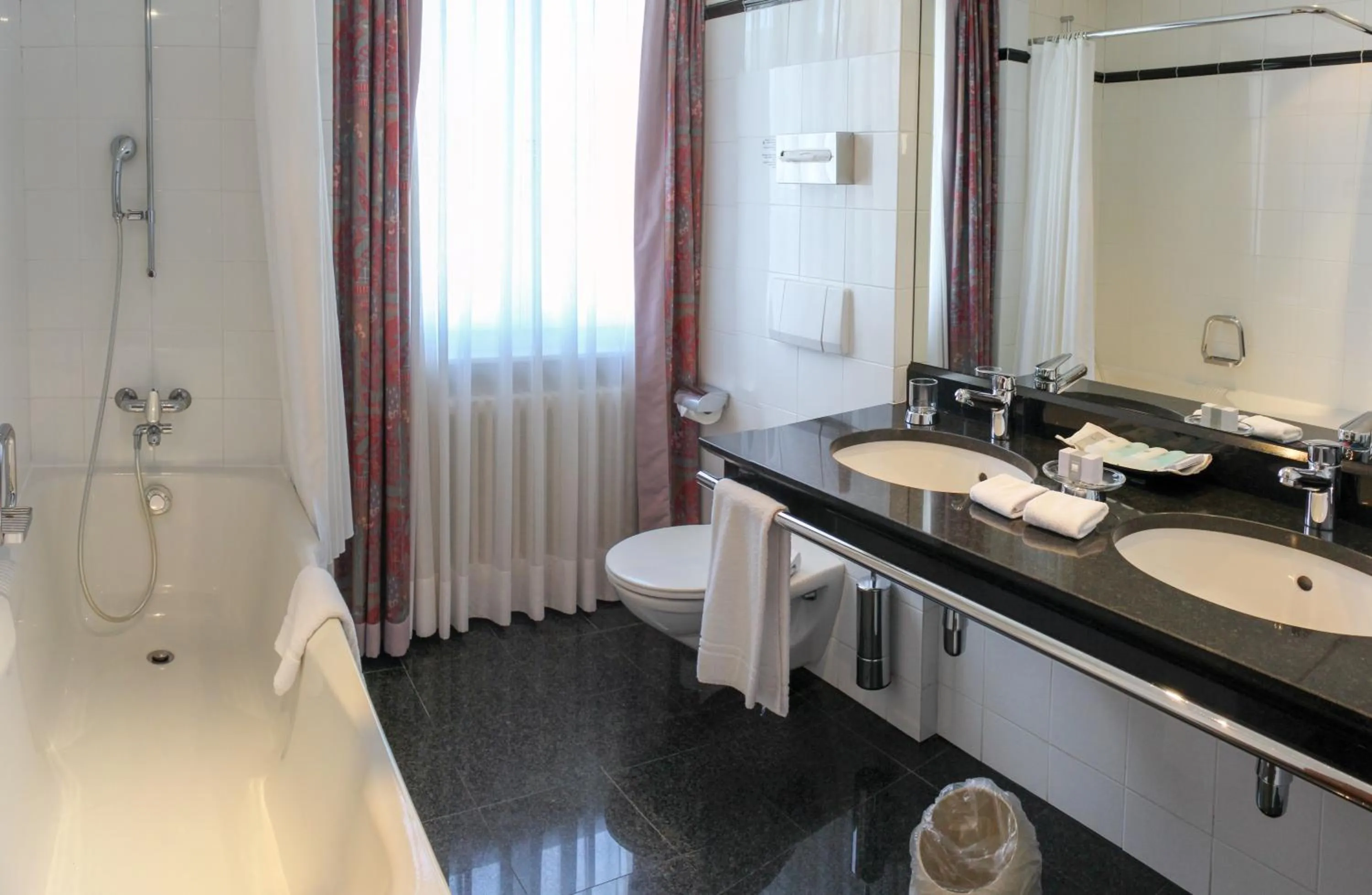 Bathroom in Villa Garni Gardenia