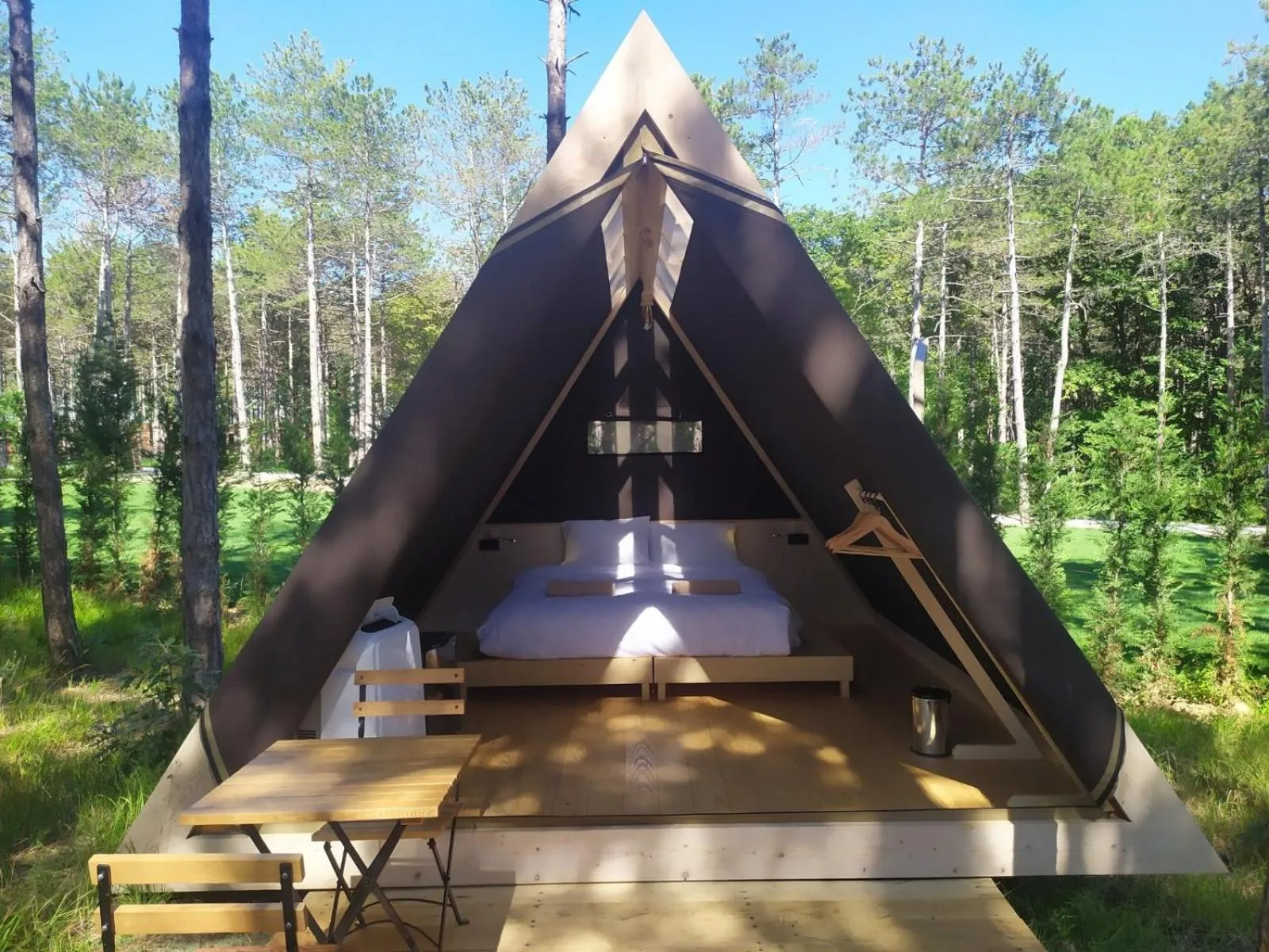 Massage in LONGOSPHERE GLAMPING