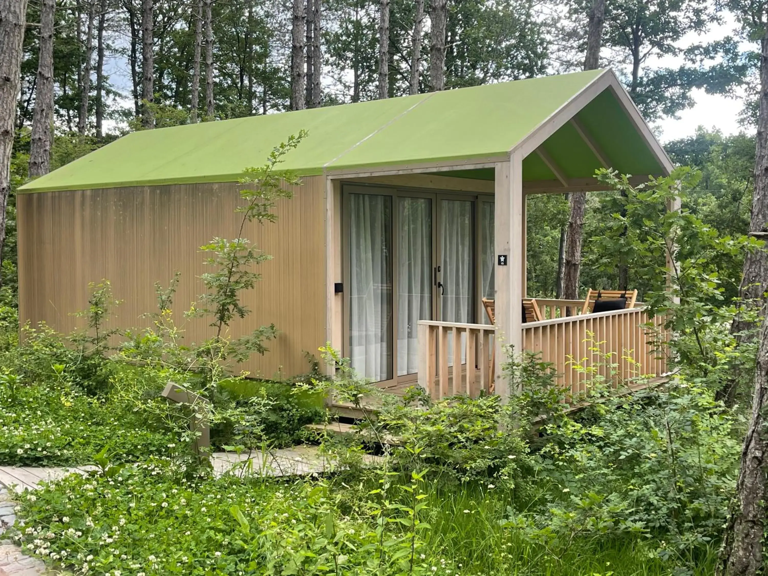 TURTLE TENT in LONGOSPHERE GLAMPING TURTLE TENT in LONGOSPHERE GLAMPING