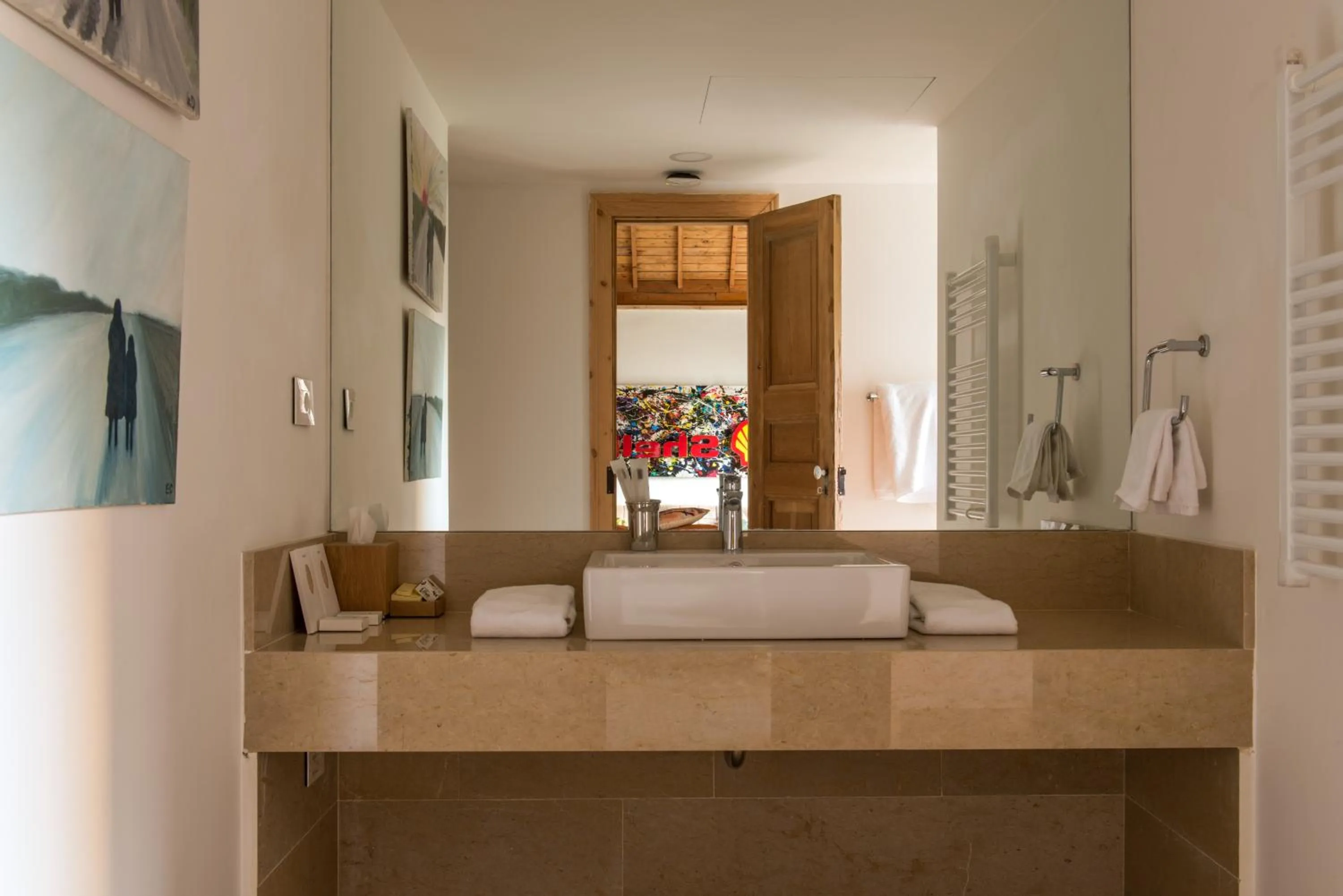 Bathroom in Arthaus Beirut