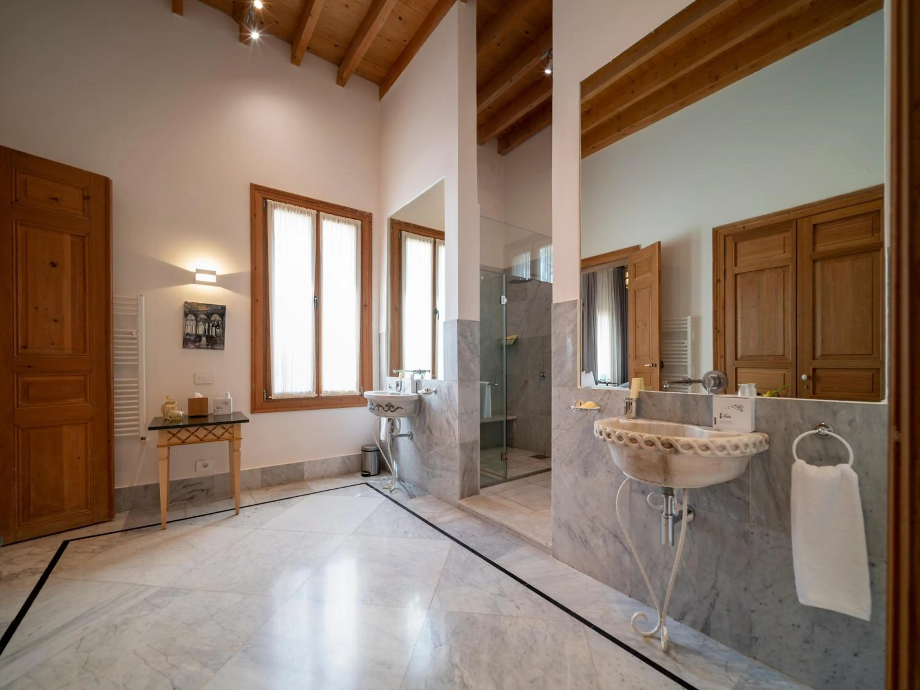 Bathroom in Arthaus Beirut