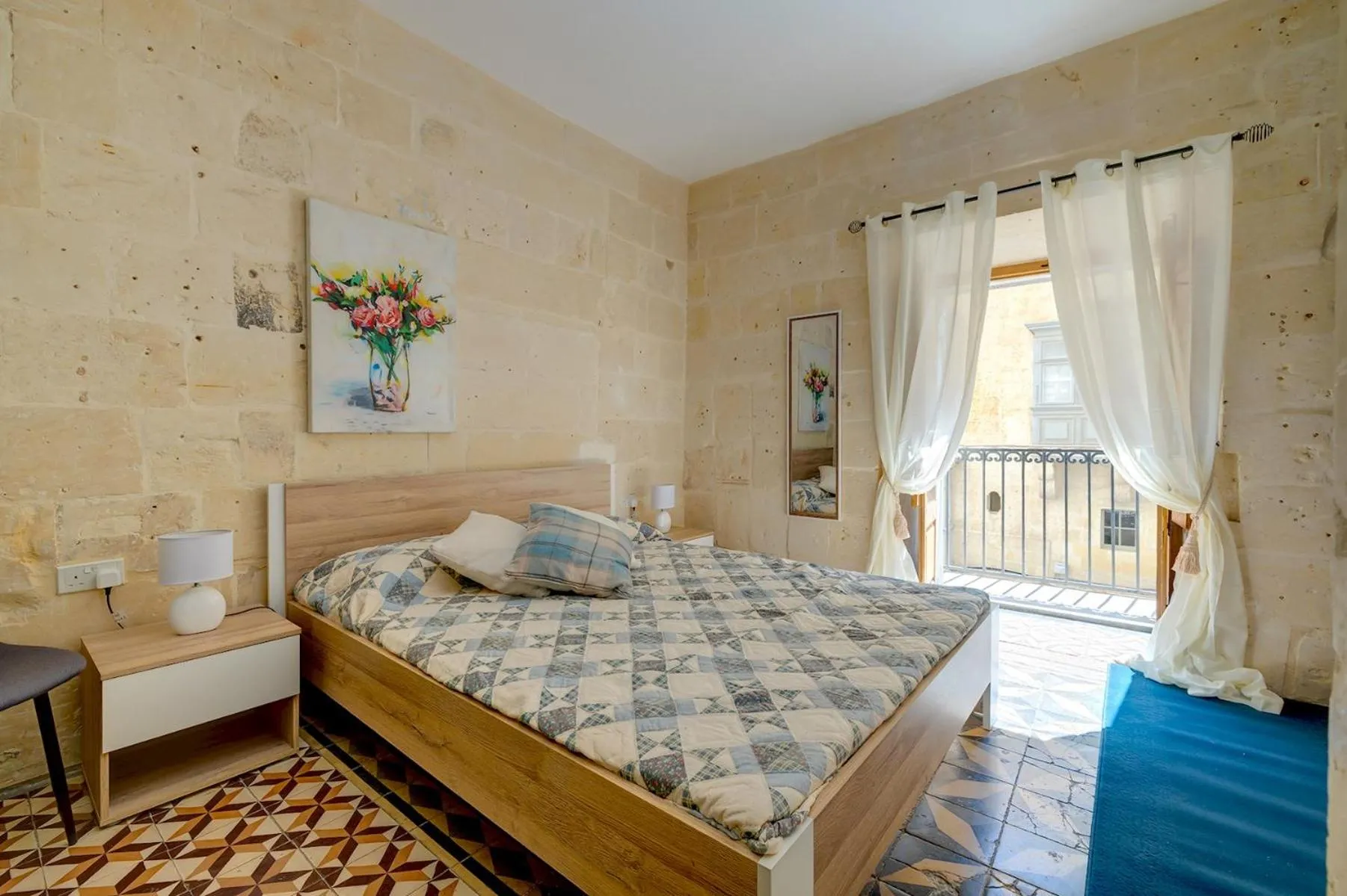 Central and Cosy 2BR Apt in Valletta by Buena Vista