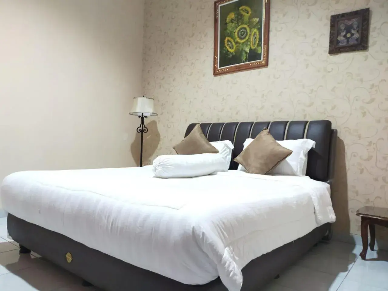 Bed in Grand Mutiara Hotel Puncak Bed in Grand Mutiara Hotel Puncak