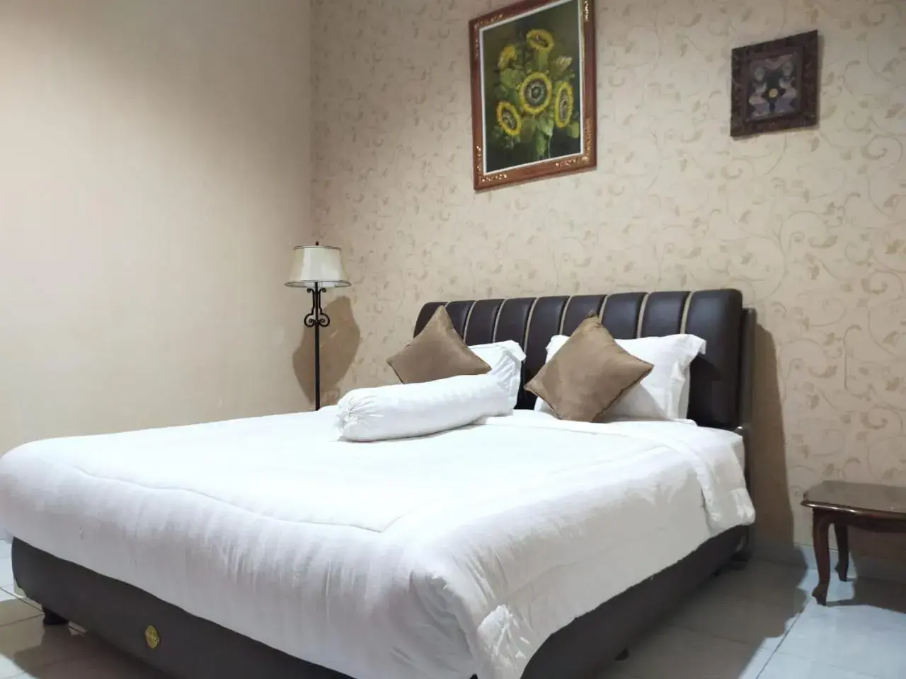 Bed in Grand Mutiara Hotel Puncak Bed in Grand Mutiara Hotel Puncak