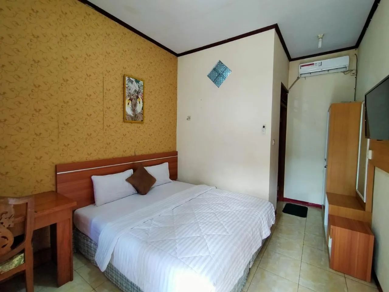 Bed in Grand Mutiara Hotel Puncak