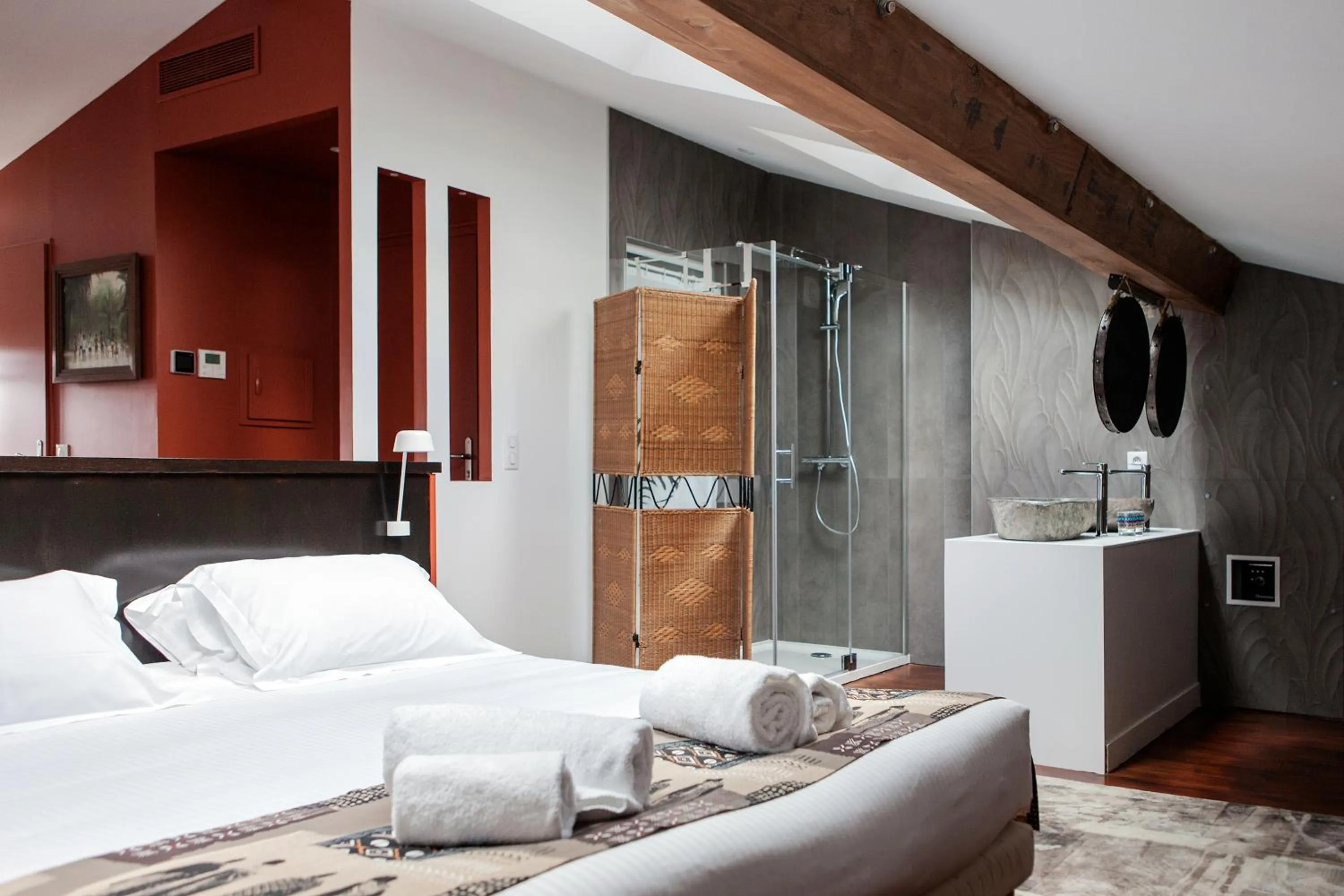 Bed in Une Chambre Chez Dupont