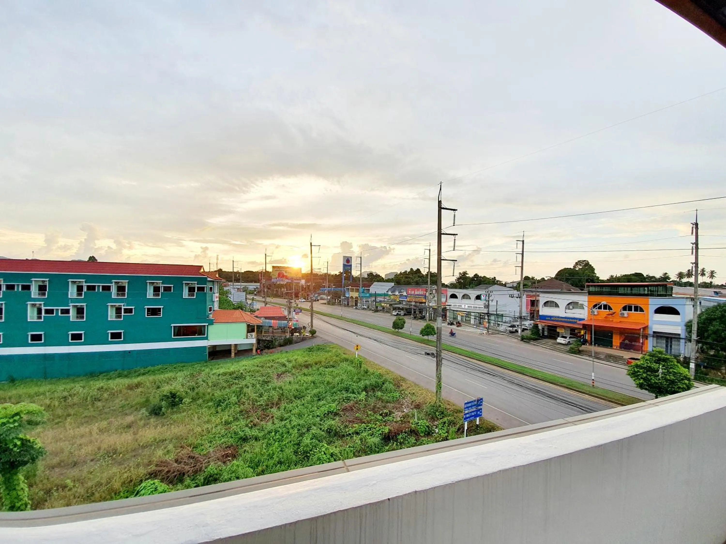 Neighbourhood in Tiny Krabi Hotel