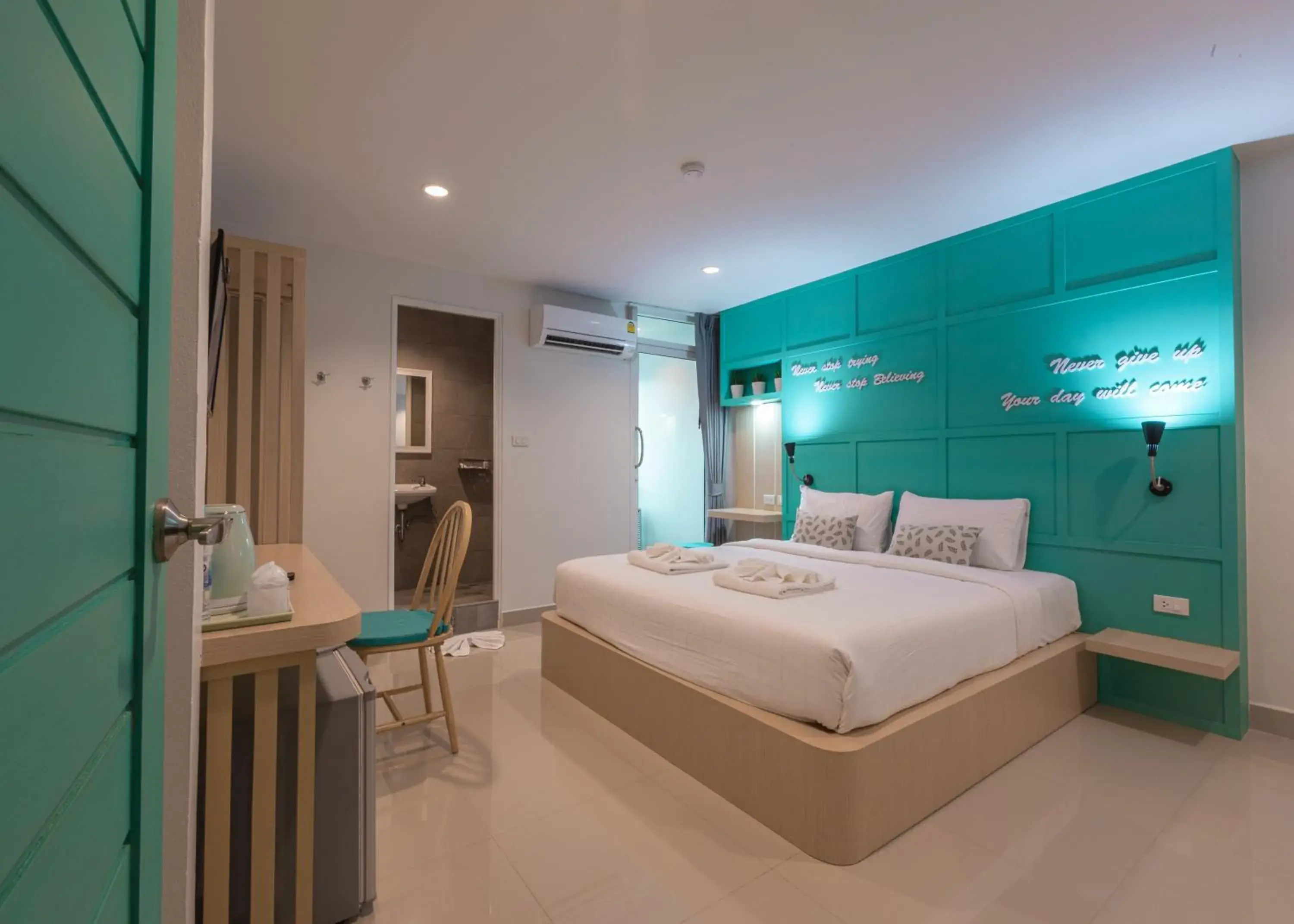 Superior Double Room in Tiny Krabi Hotel Superior Double Room in Tiny Krabi Hotel