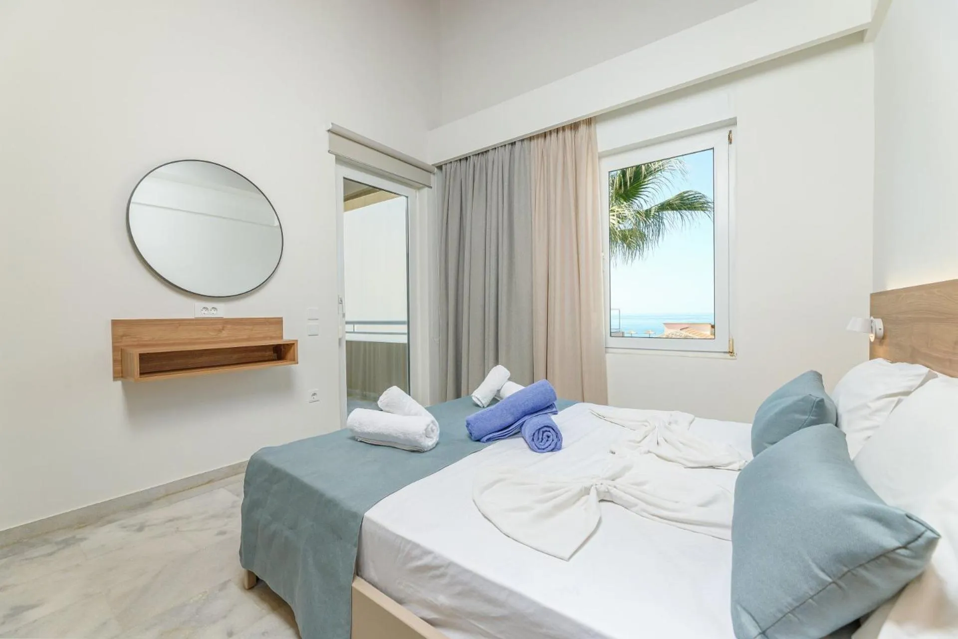 Bedroom, Bed in Kostakis Beach