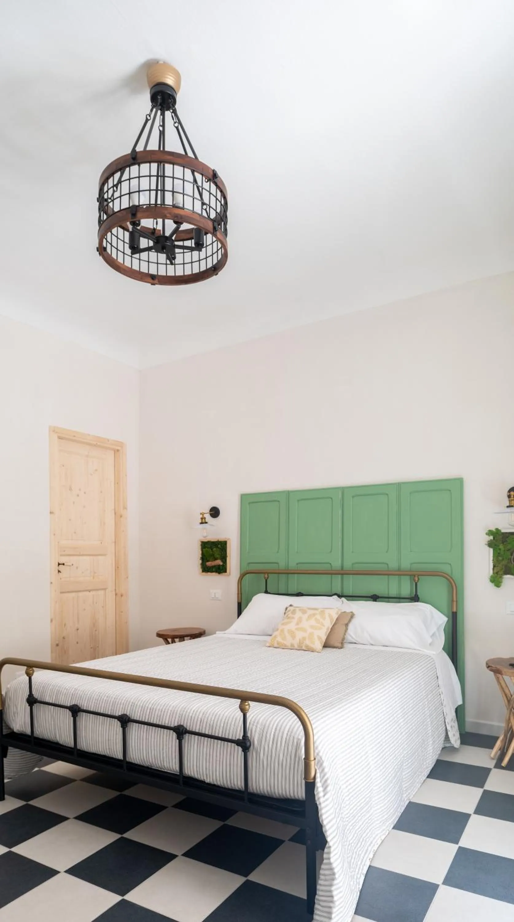 Bedroom, Bed in A Calata