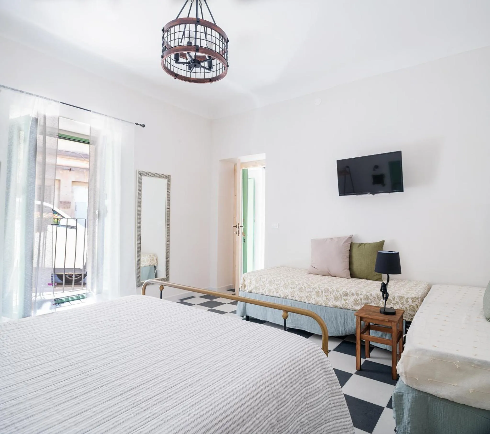 Bedroom, Bed in A Calata