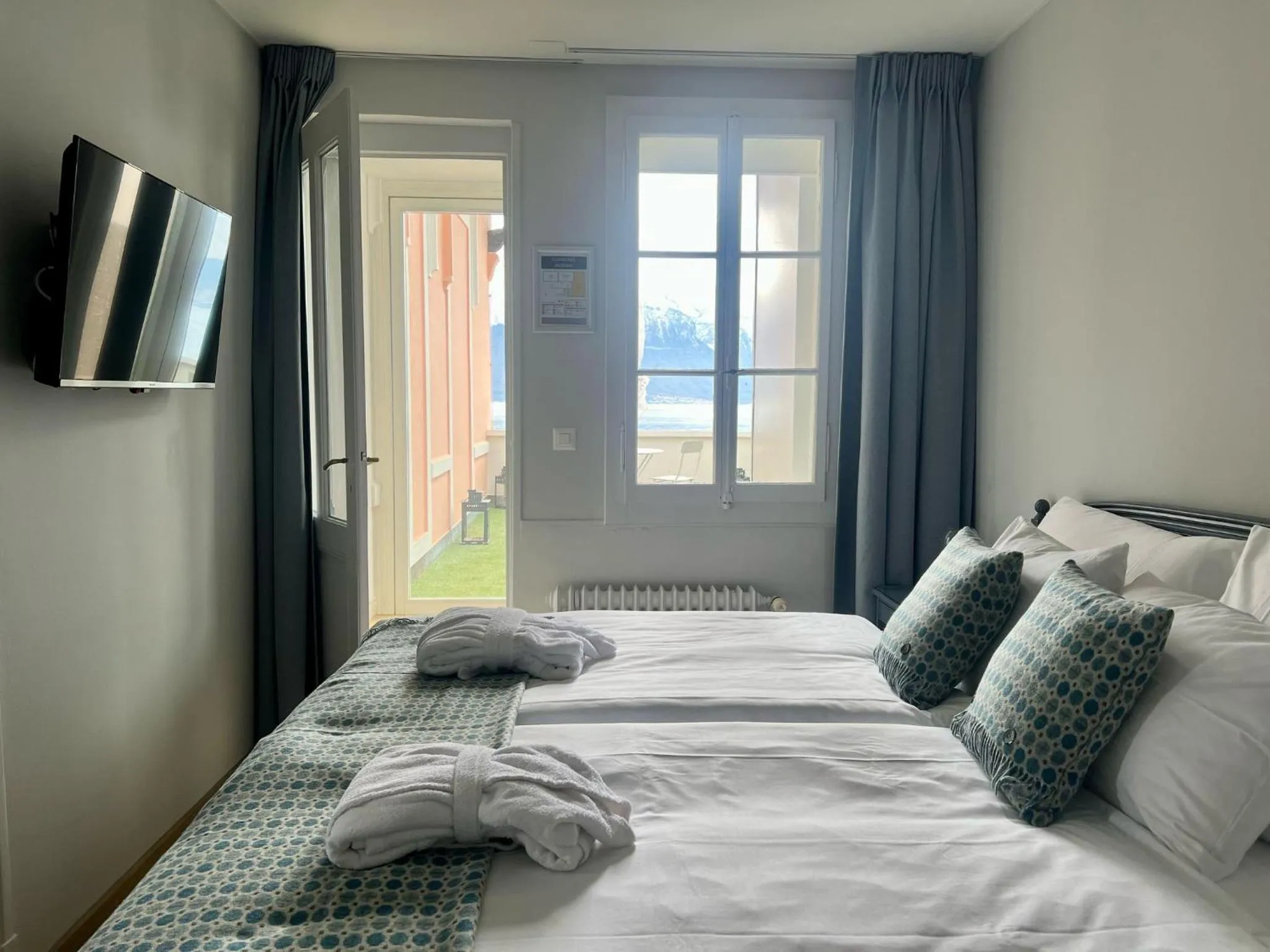 Bed in Hotel Eden Palace au Lac