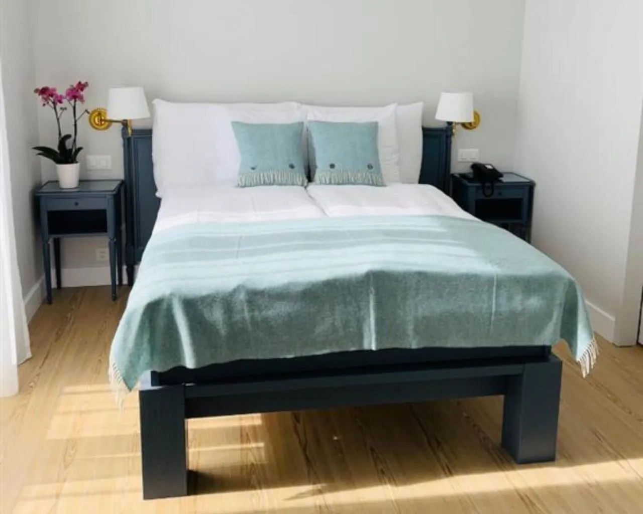 Bed in Hotel Eden Palace au Lac