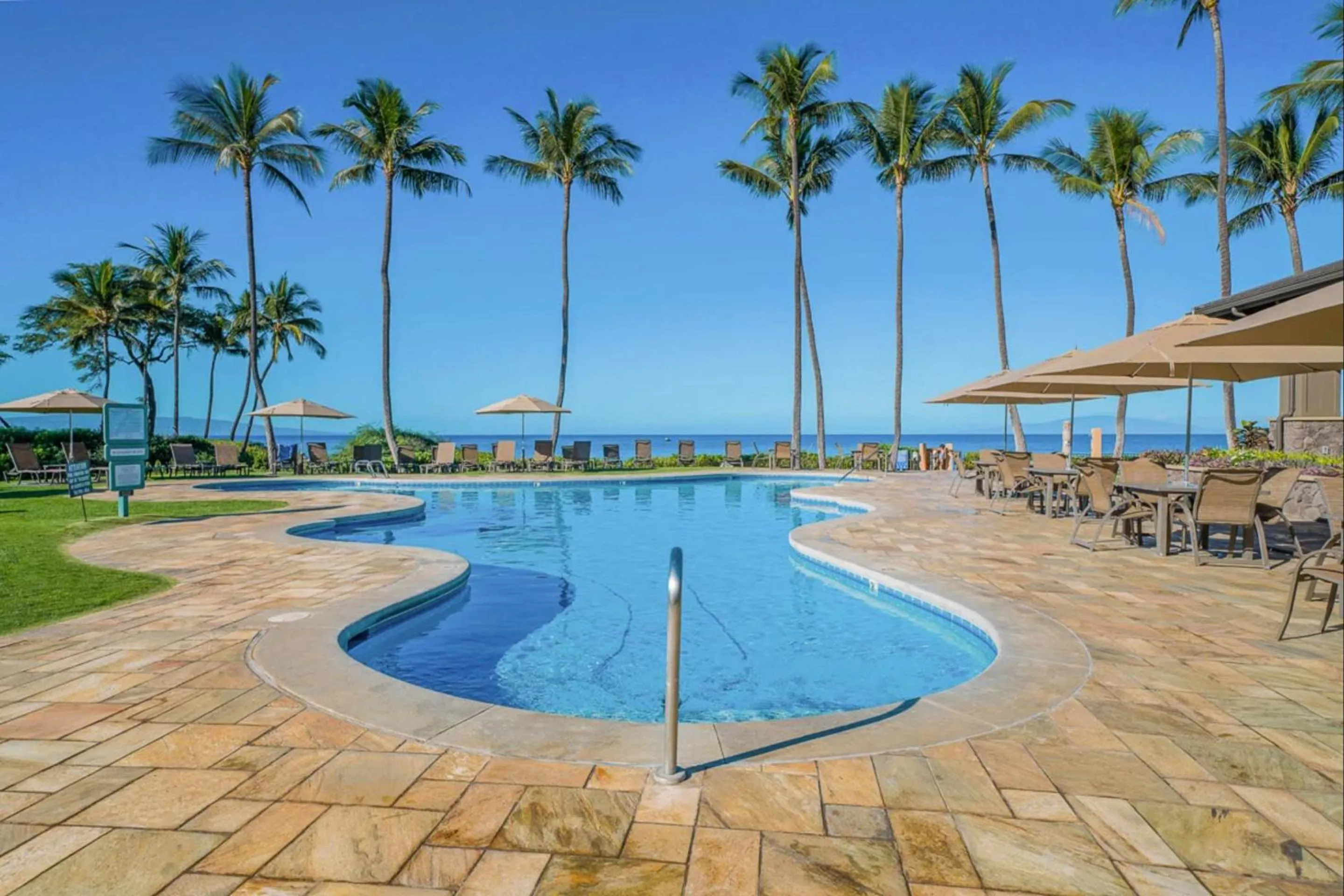 Property building in Wailea Ekahi 52B