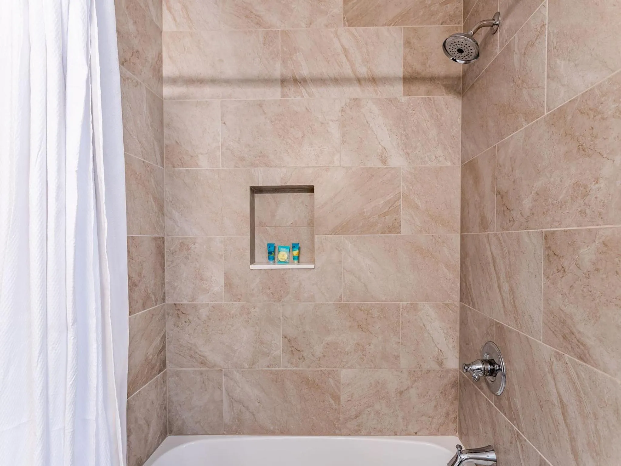 Bathroom in Wailea Ekahi 52B