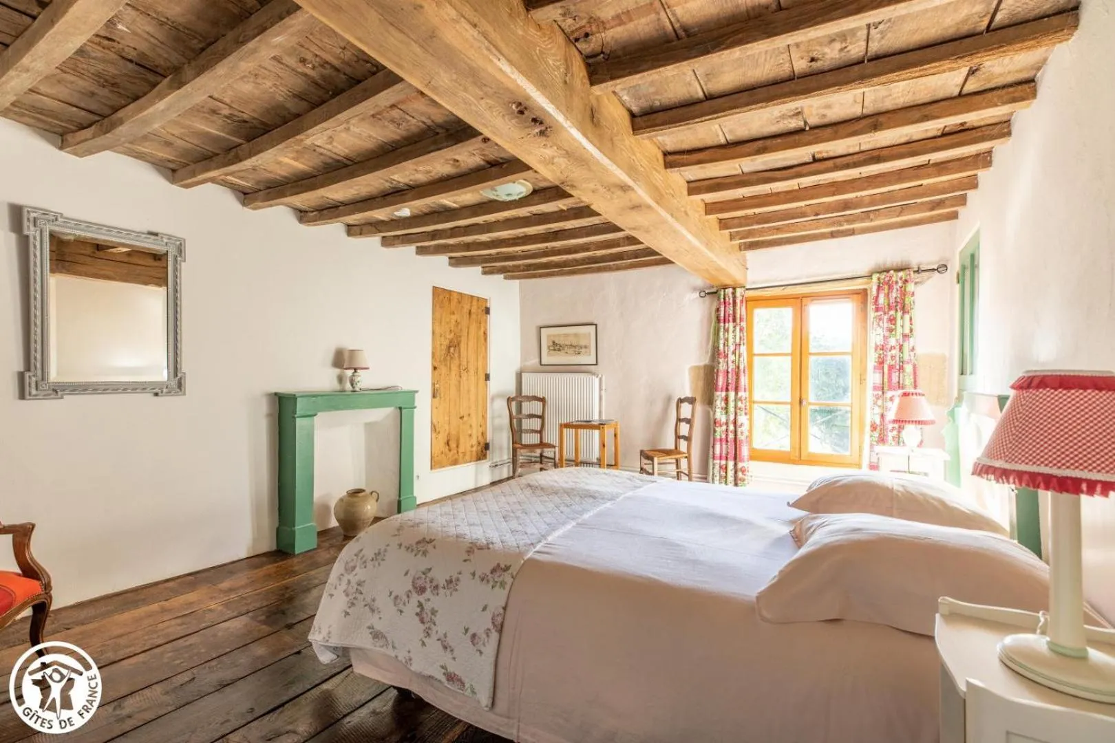 Bed in Aux 2 Puys - Gîte "Le Lemptégy"
