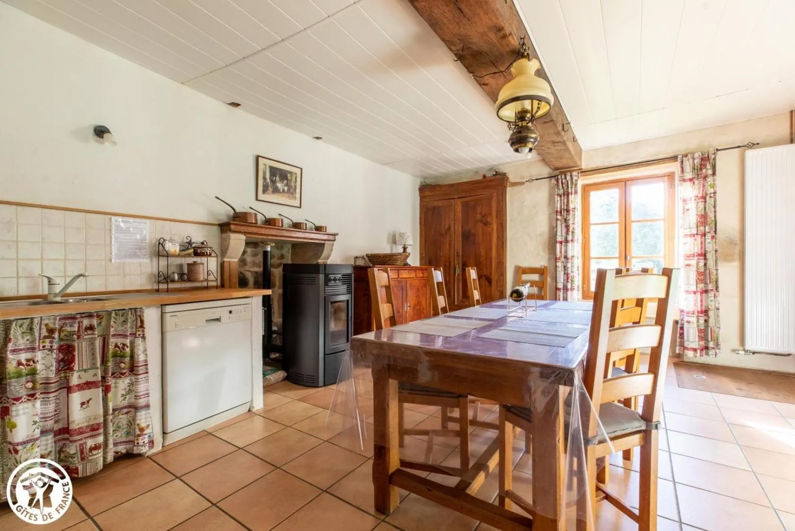 kitchen in Aux 2 Puys - Gîte "Le Lemptégy"