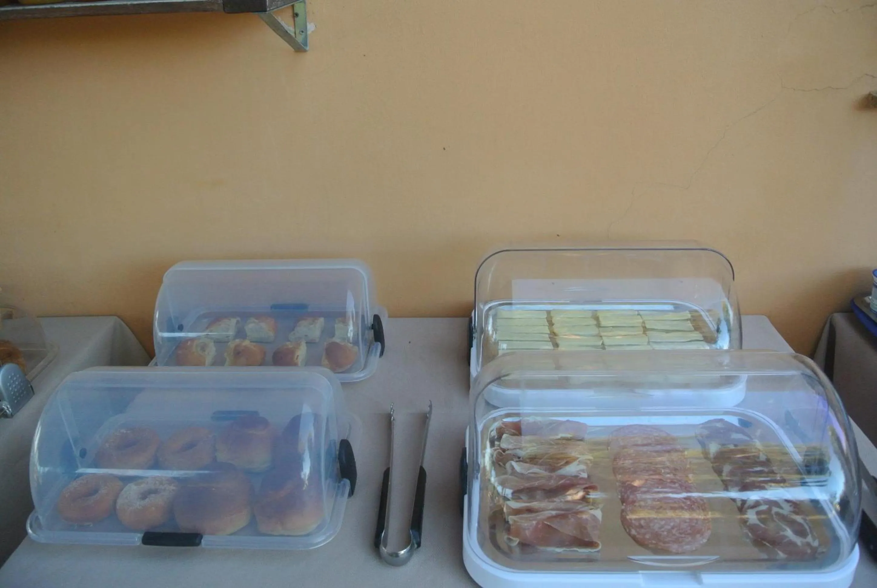 Buffet breakfast in Villa Carlotta Resort