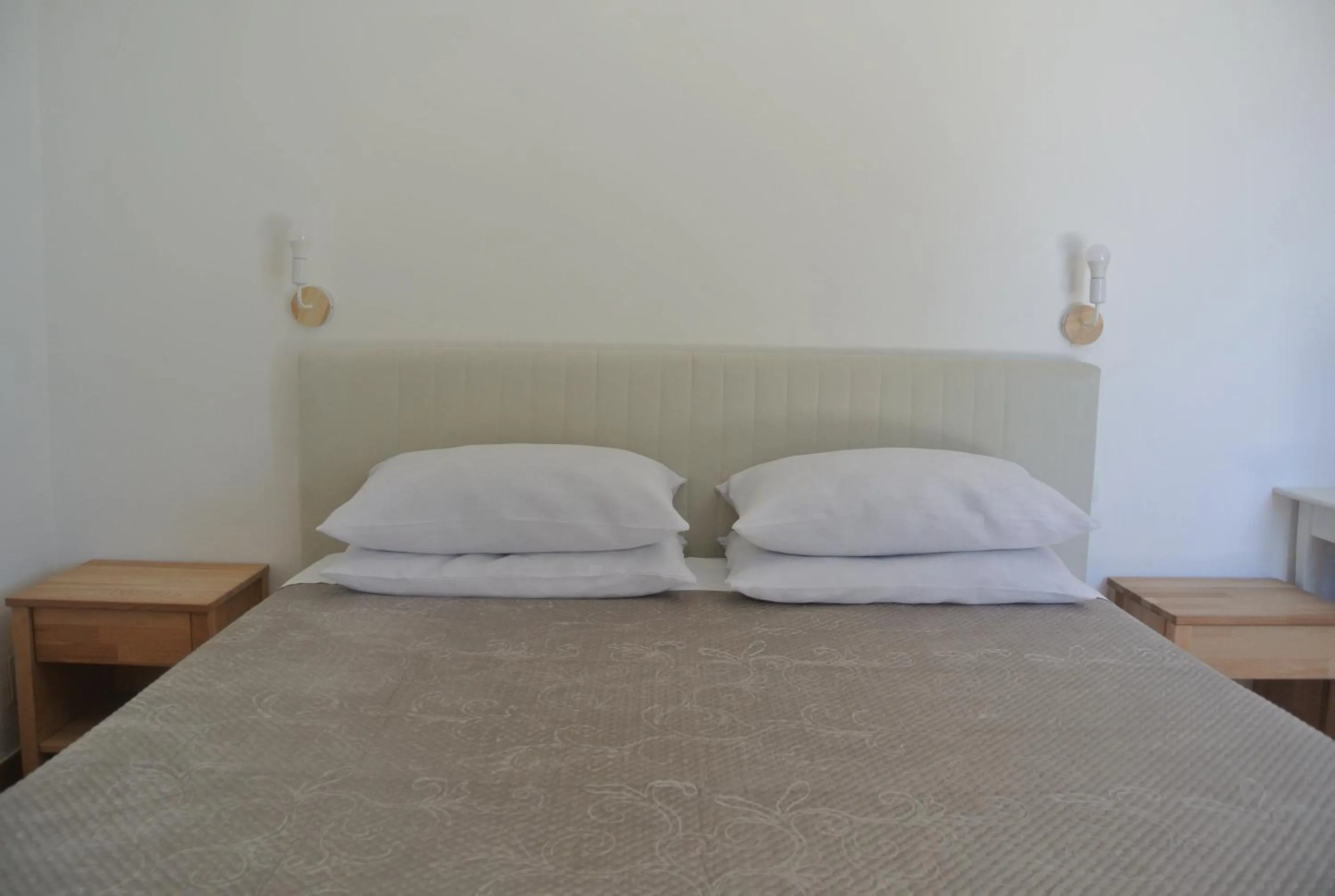 Bedroom, Bed in Villa Carlotta Resort