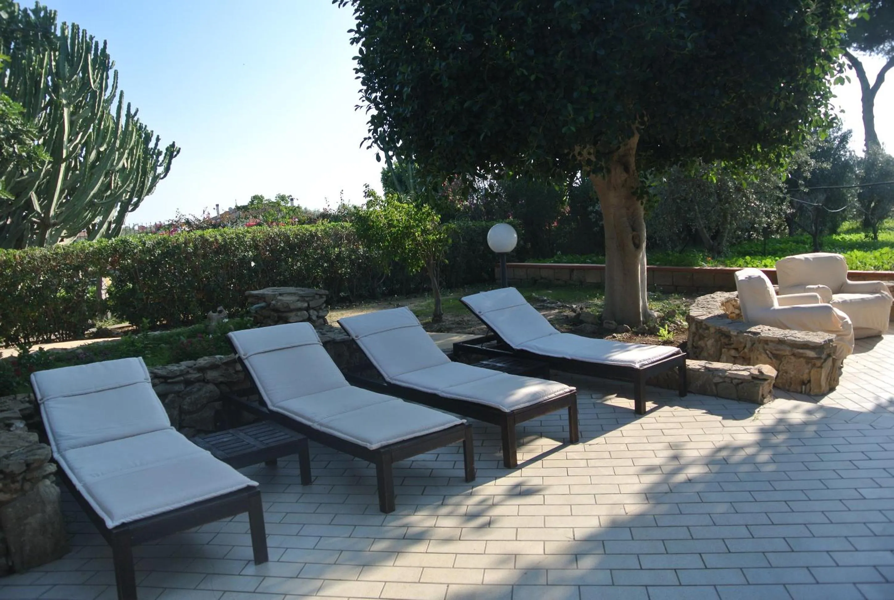 Solarium in Villa Carlotta Resort