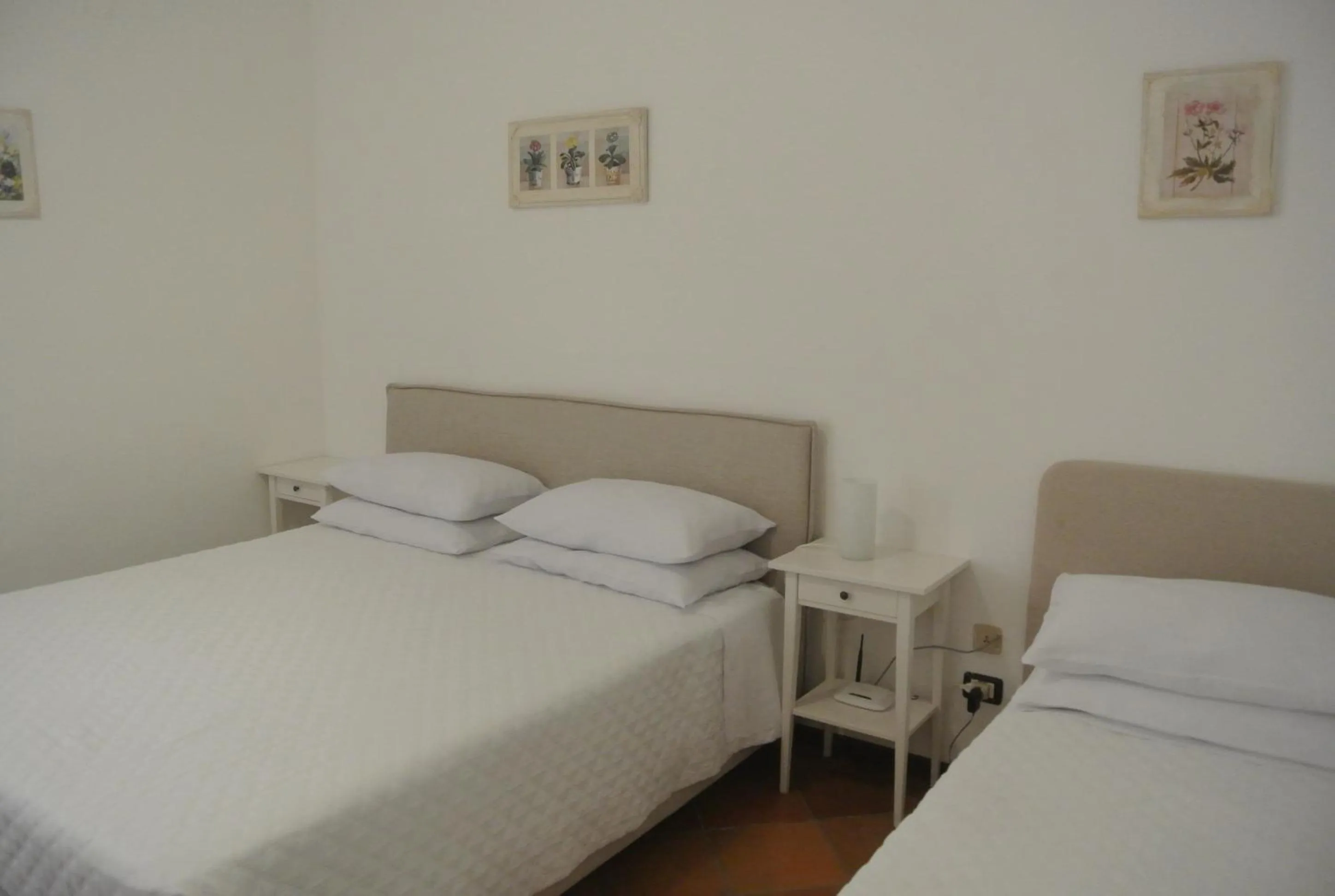 Bedroom, Bed in Villa Carlotta Resort