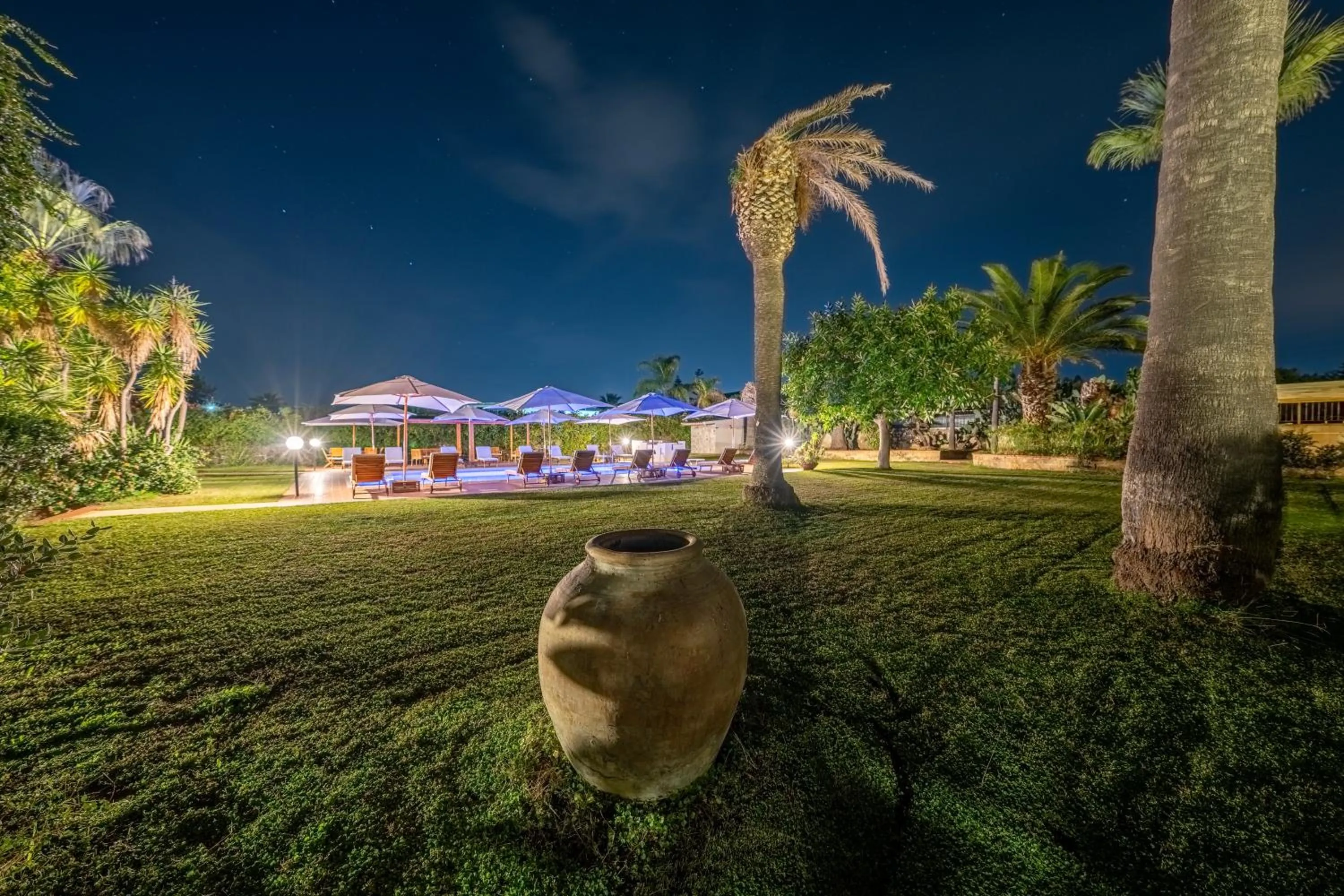 Garden view in Villa Carlotta Resort