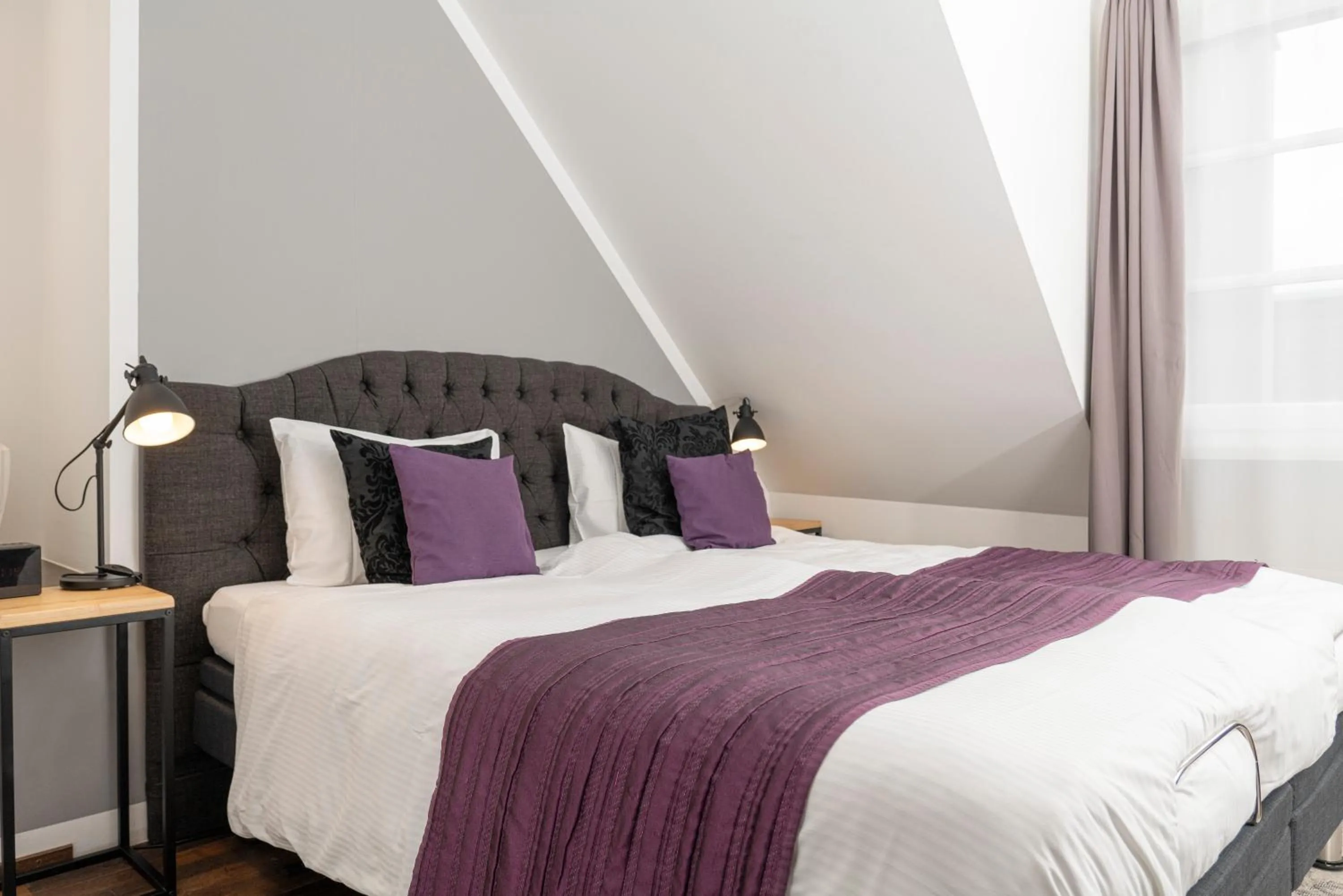 Photo of the whole room, Bed in Boutique Hotel Weisses Kreuz - Adult only Hotel