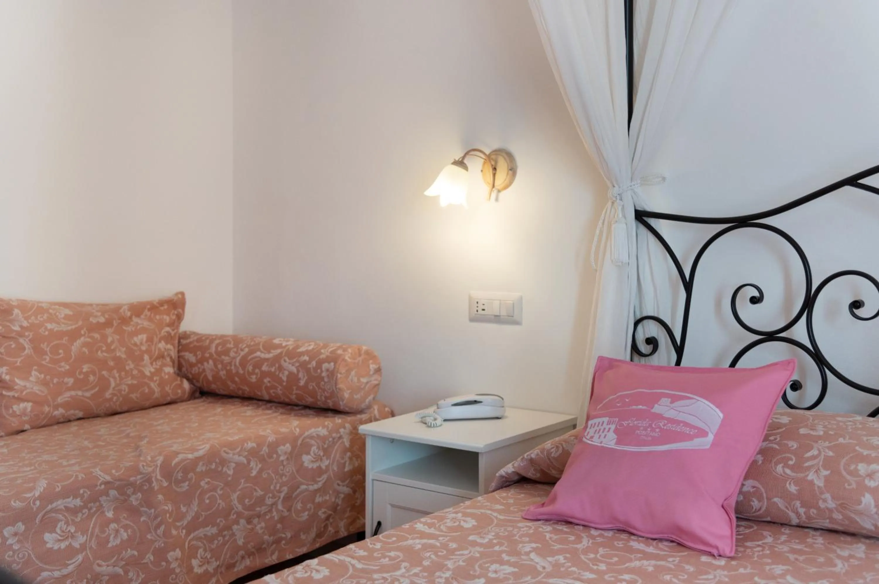 Decorative detail in Florida Residence