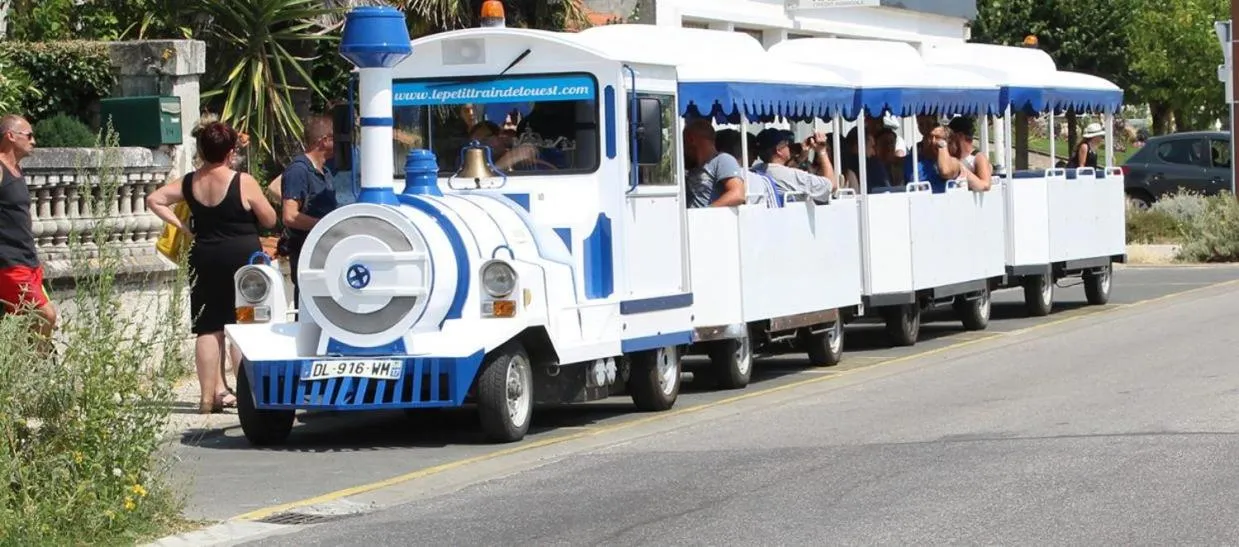 Le Crist'Al, hôtel climatisé, front de mer, proche du centre ville, et solution de restauration