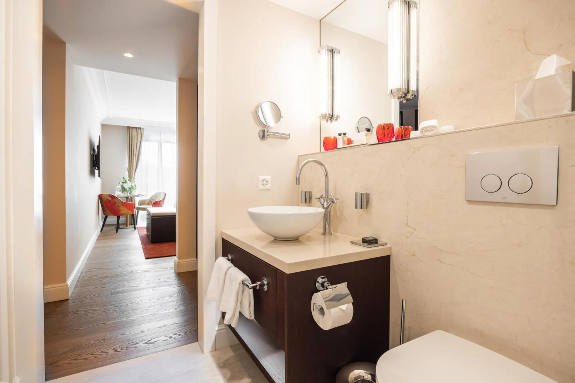 Bed in Grand Hotel National Luzern