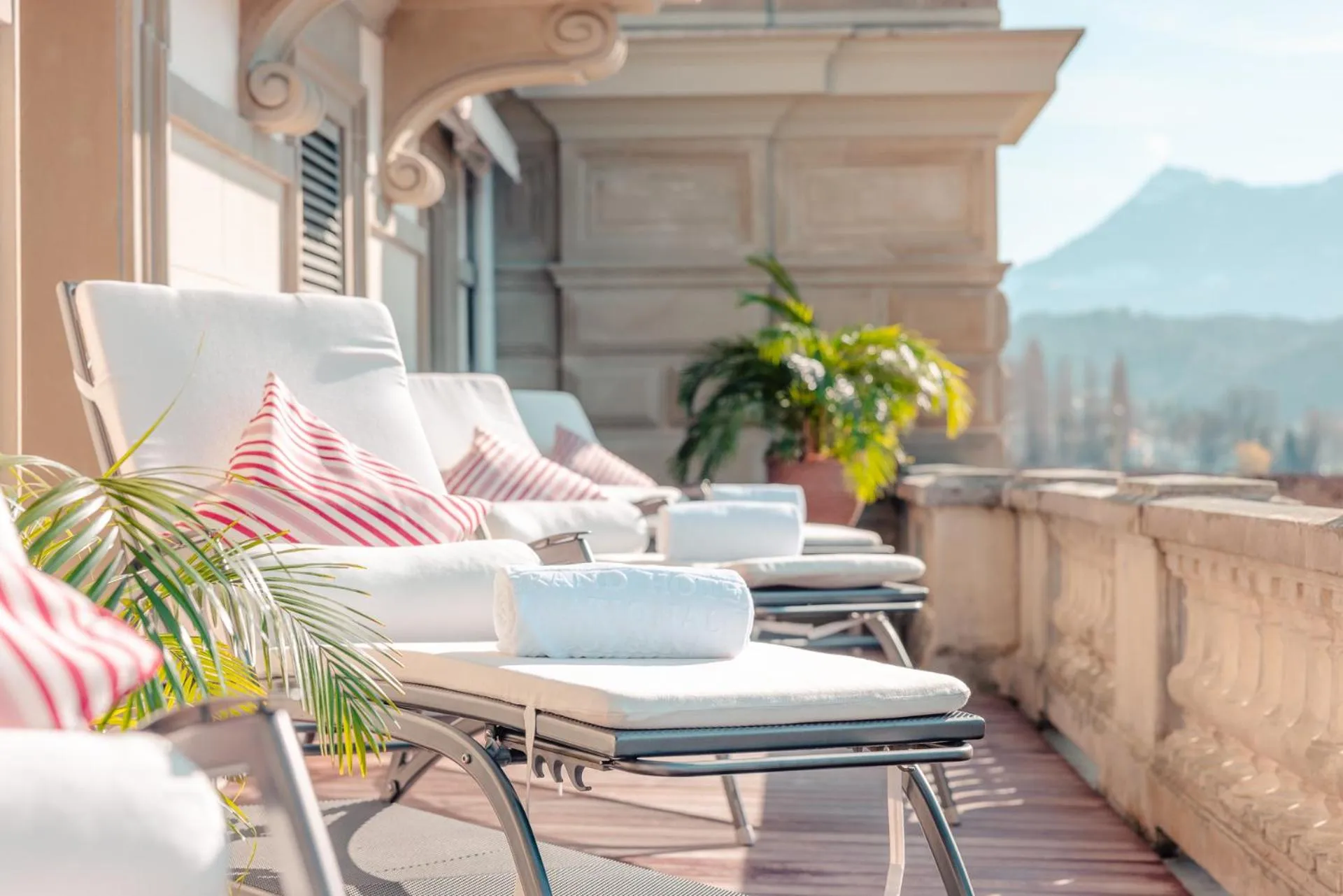 Swimming pool in Grand Hotel National Luzern