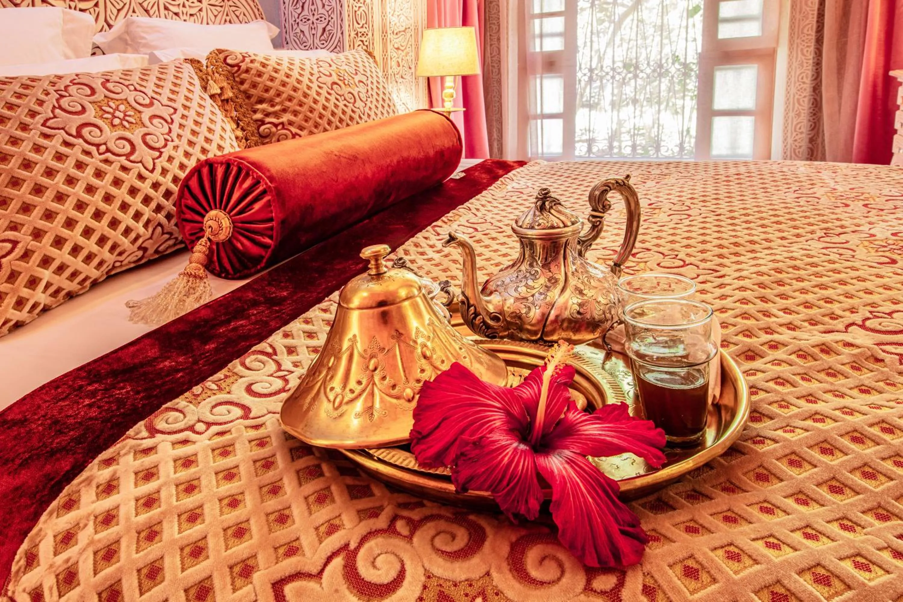 Drinks, Bed in Riad Dar El Malaika
