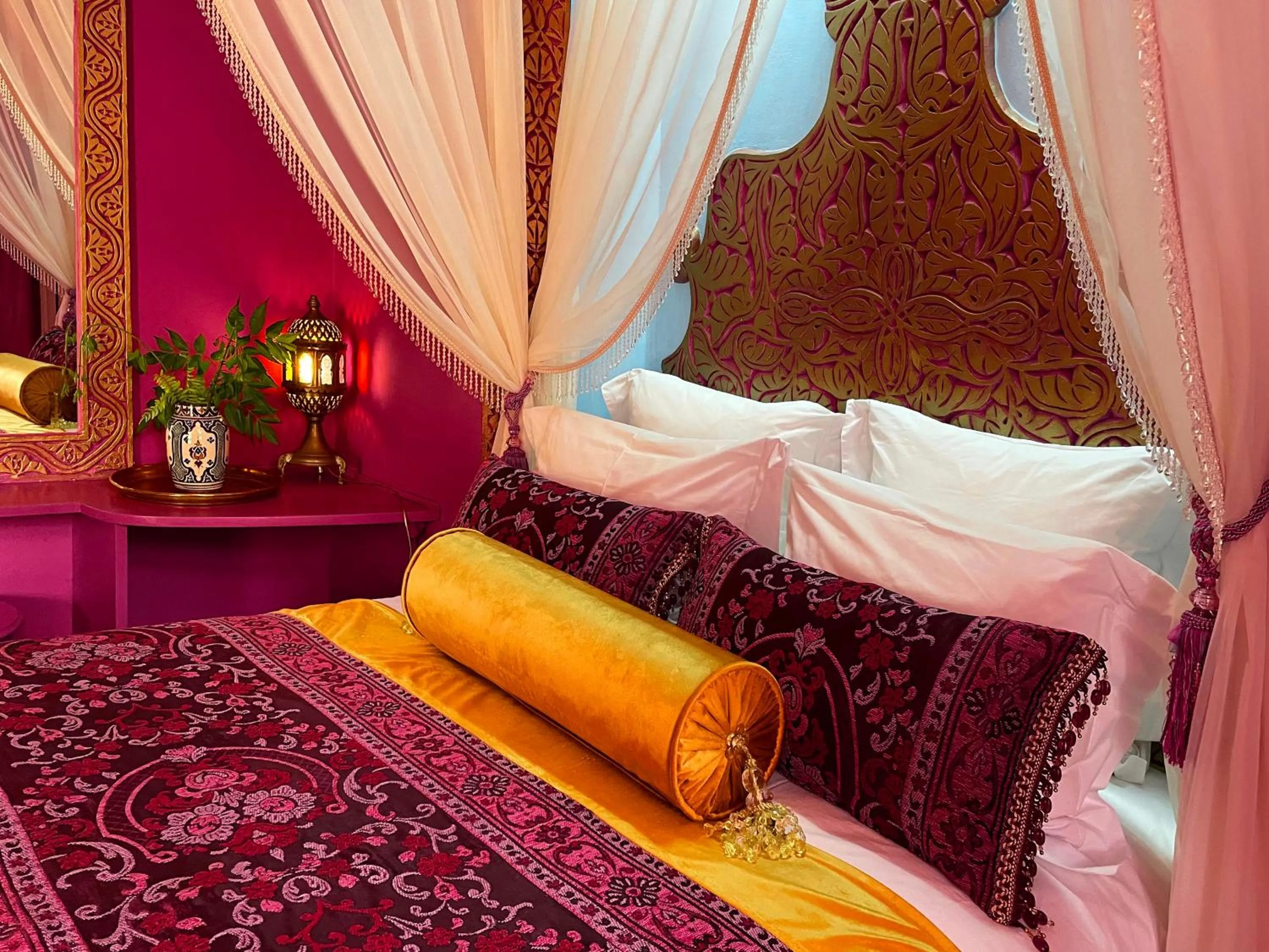 Bed in Riad Dar El Malaika