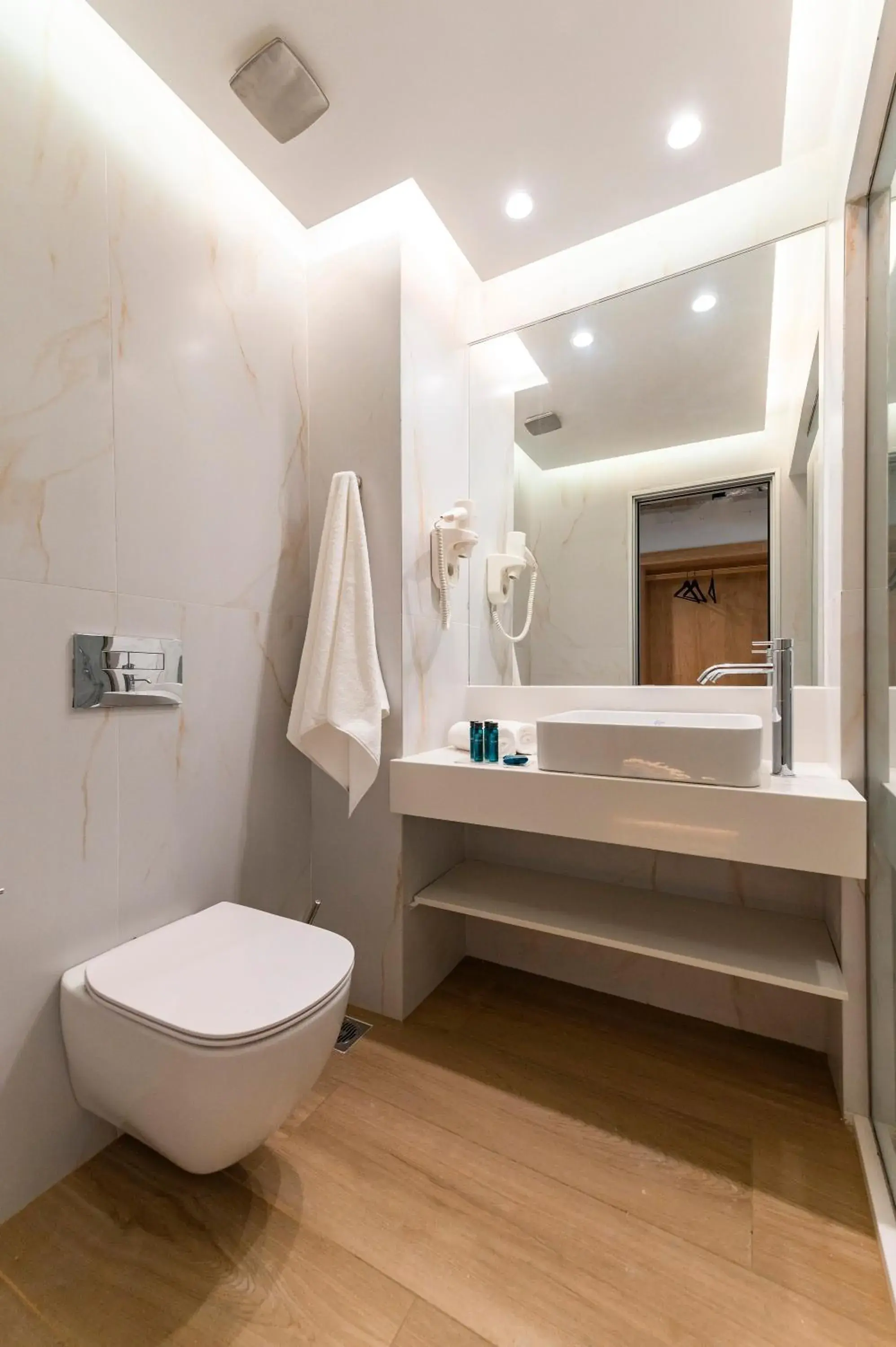 Bathroom in Acandia Hotel Bathroom in Acandia Hotel