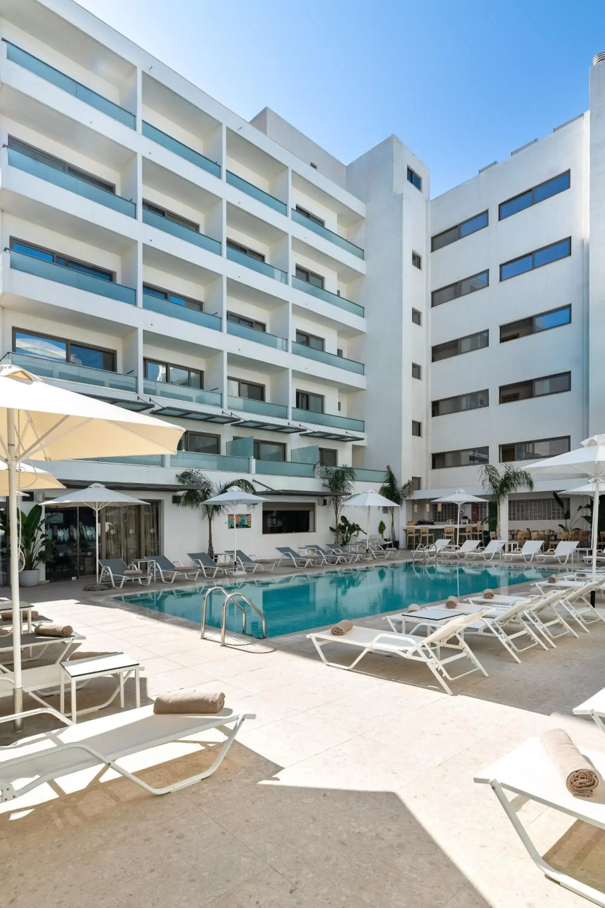 Swimming pool in Acandia Hotel Swimming pool in Acandia Hotel