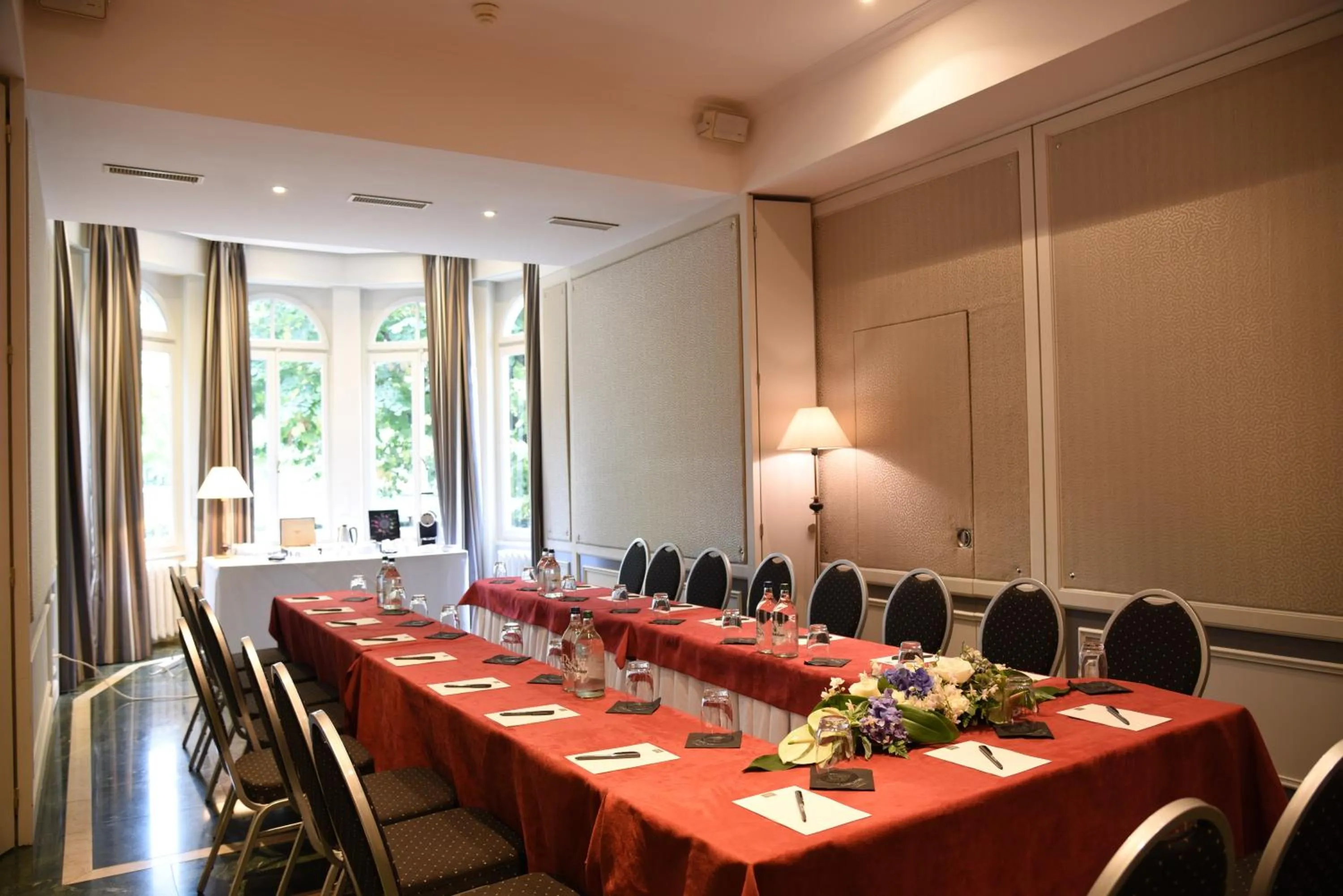 Meeting/conference room in Carlton Lausanne Boutique Hôtel