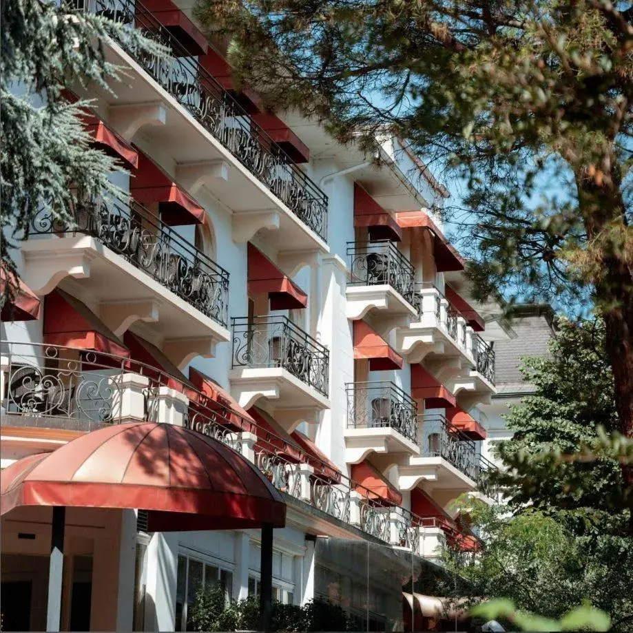 Property building in Carlton Lausanne Boutique Hôtel Property building in Carlton Lausanne Boutique Hôtel