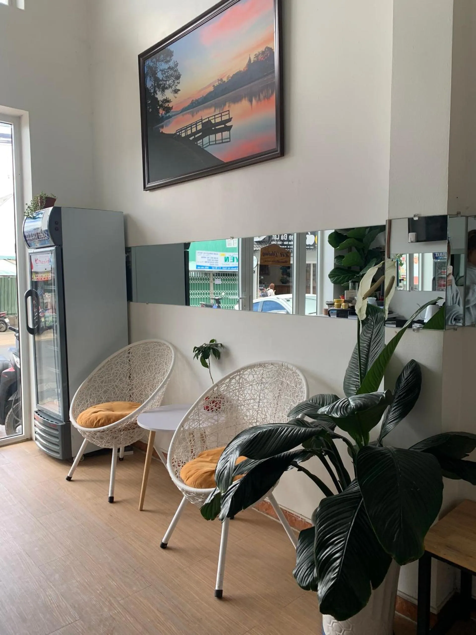 TV and multimedia in Chau Giang Hotel