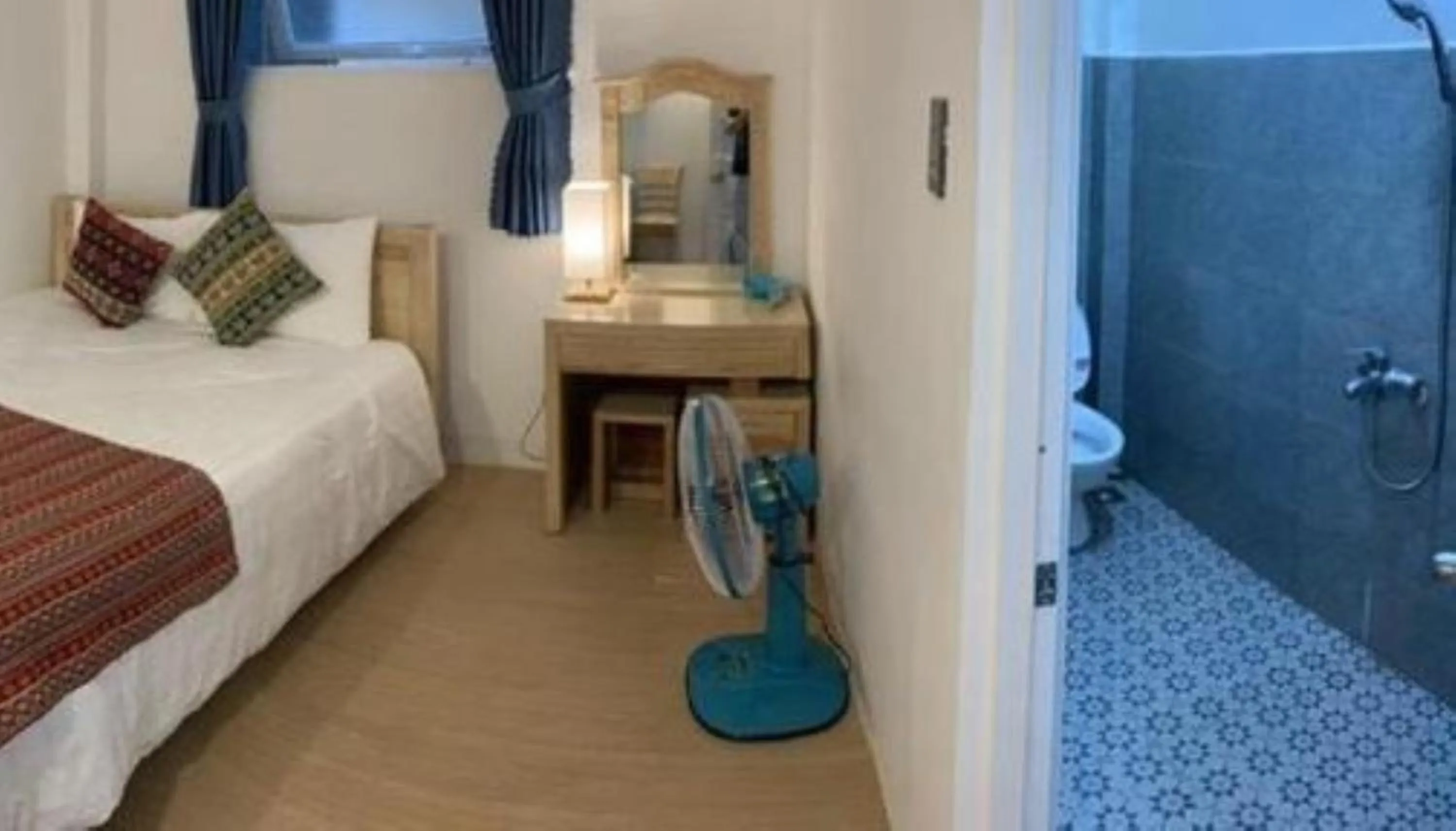 Bathroom, Bed in Chau Giang Hotel