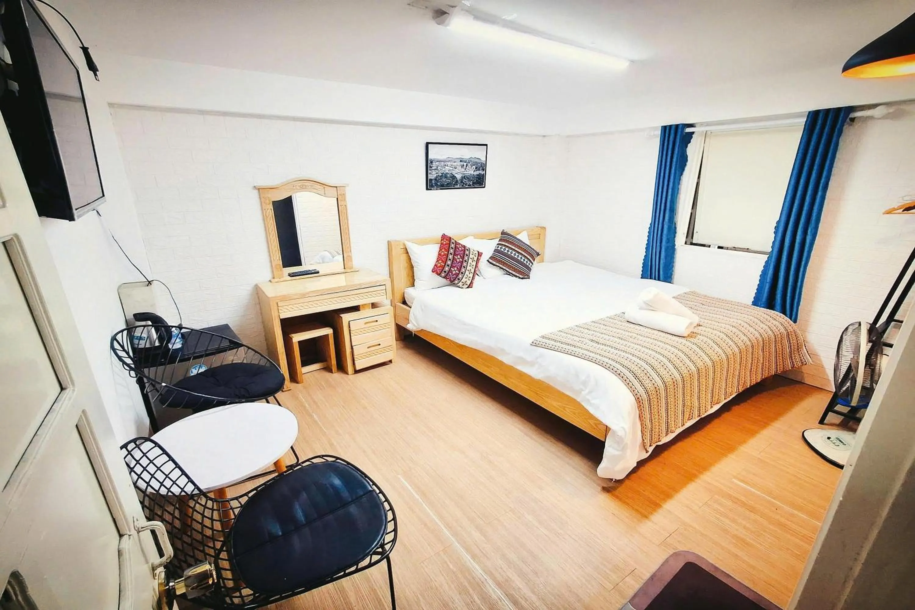 Bed in Chau Giang Hotel