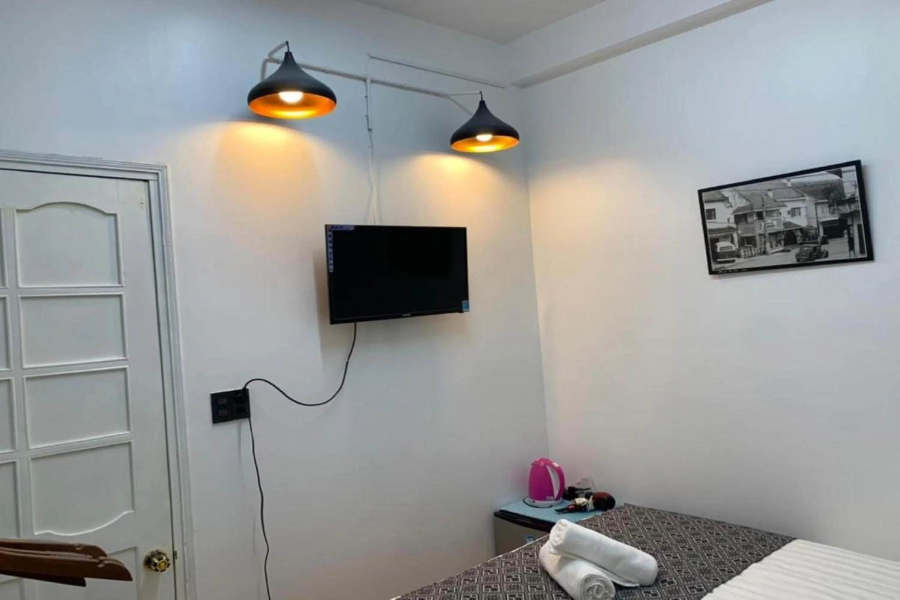 Bed in Chau Giang Hotel