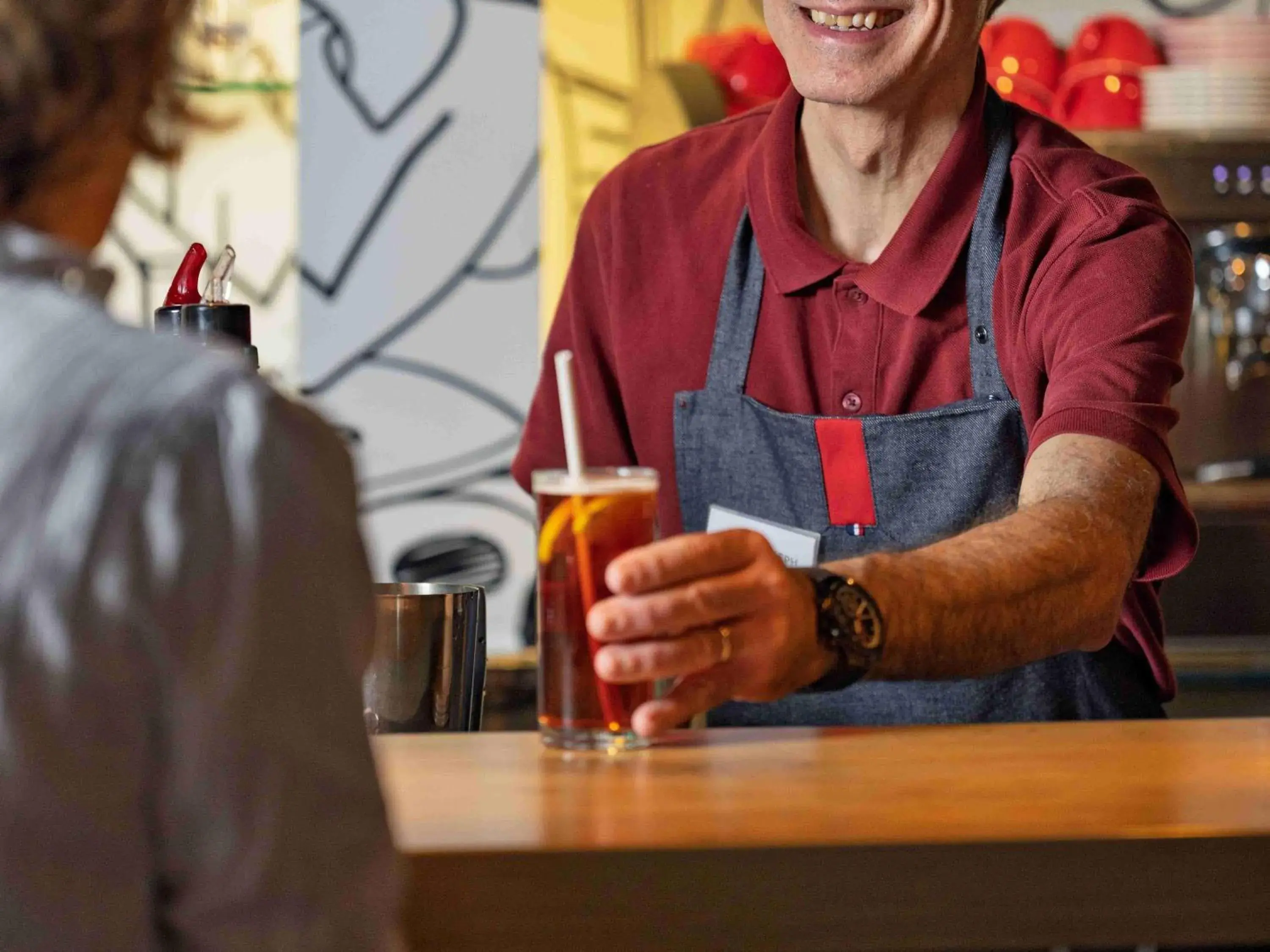 Lounge or bar in ibis Toulon La Valette Lounge or bar in ibis Toulon La Valette