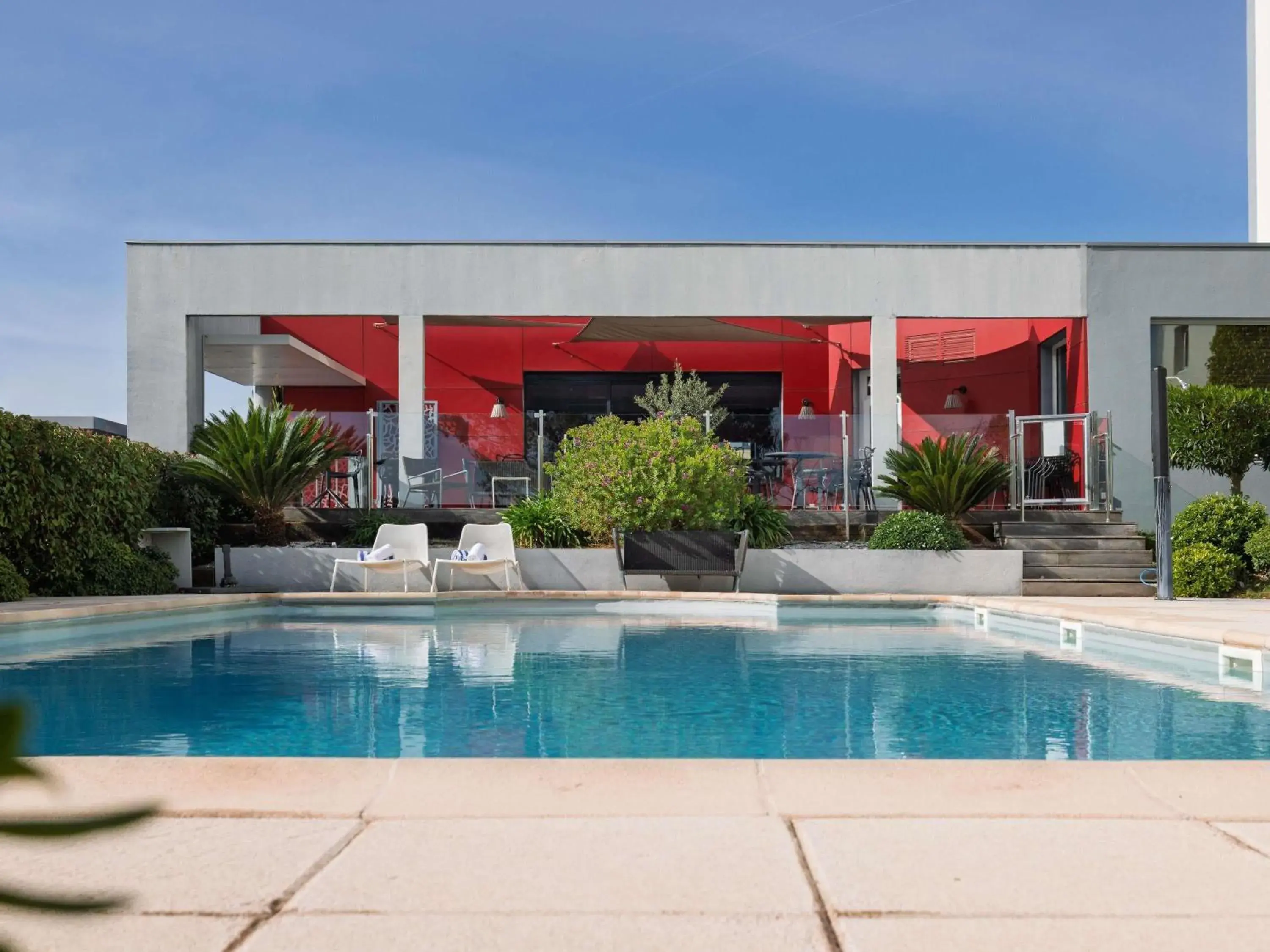 Pool view in ibis Toulon La Valette Pool view in ibis Toulon La Valette