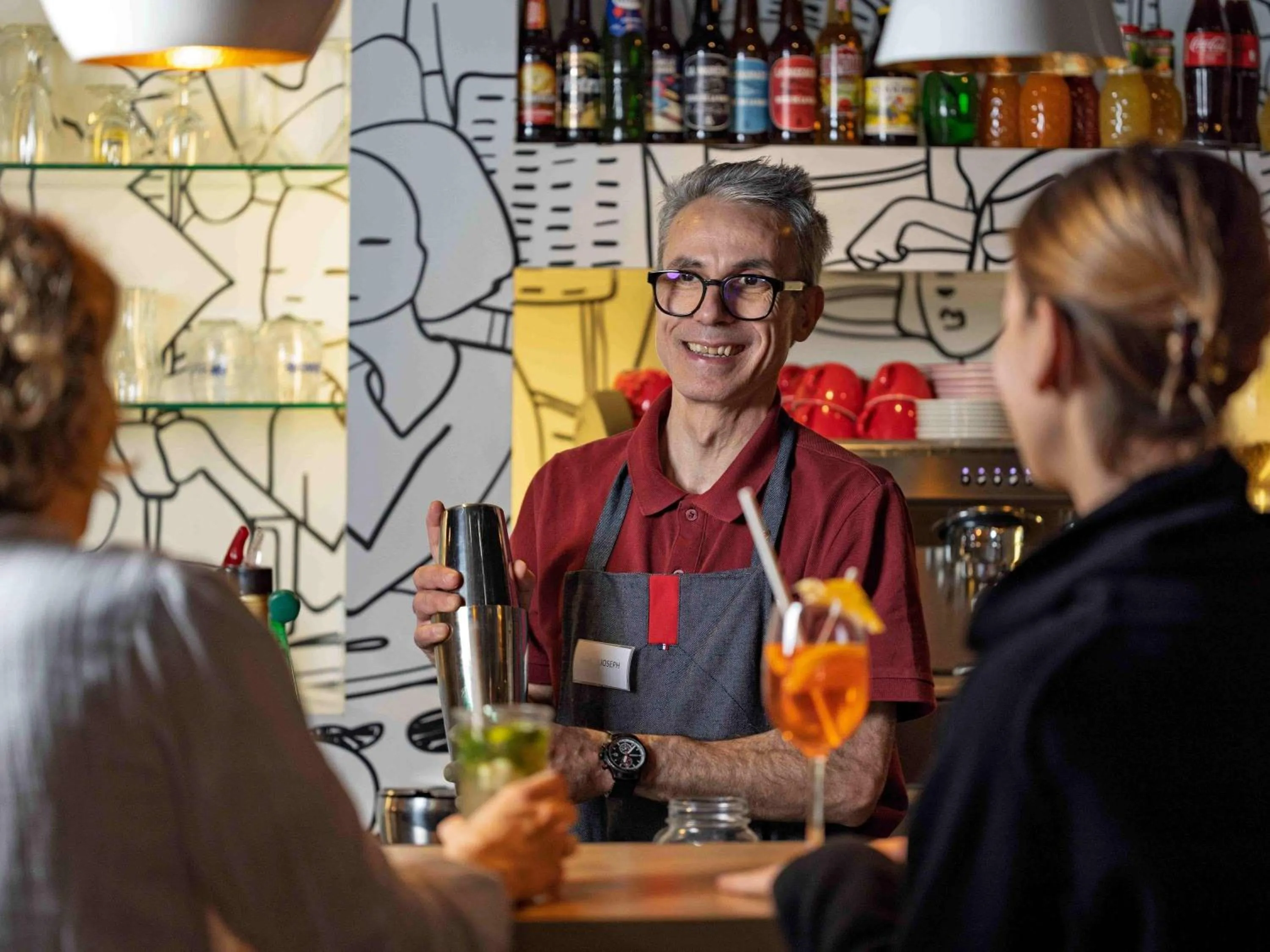 Lounge or bar in ibis Toulon La Valette