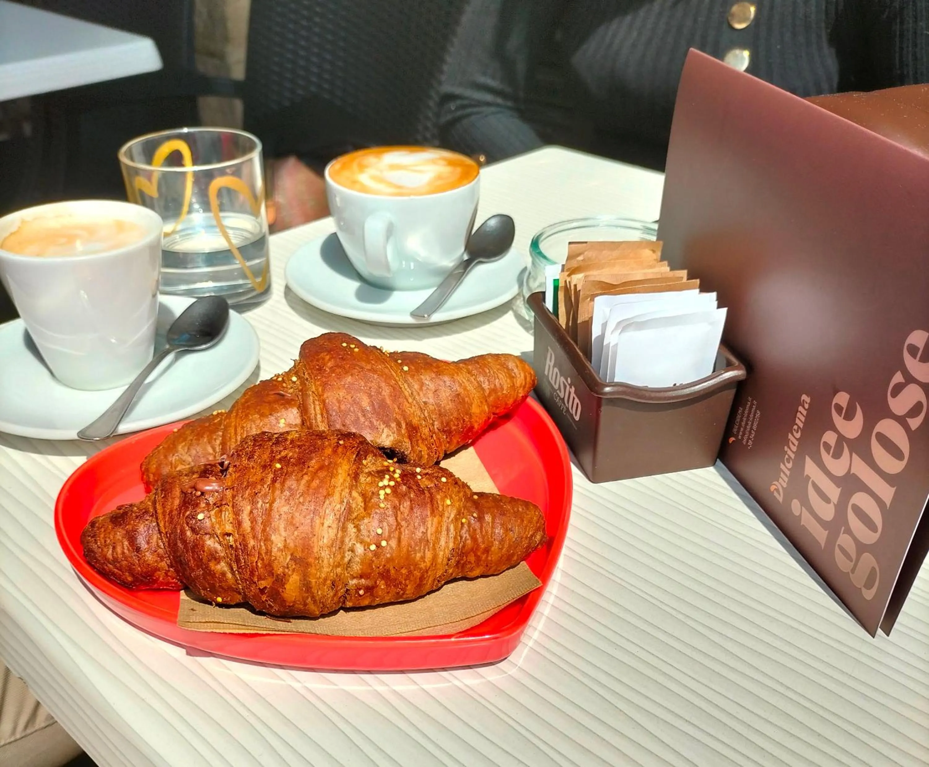 Italian breakfast in La Luna e il Sole