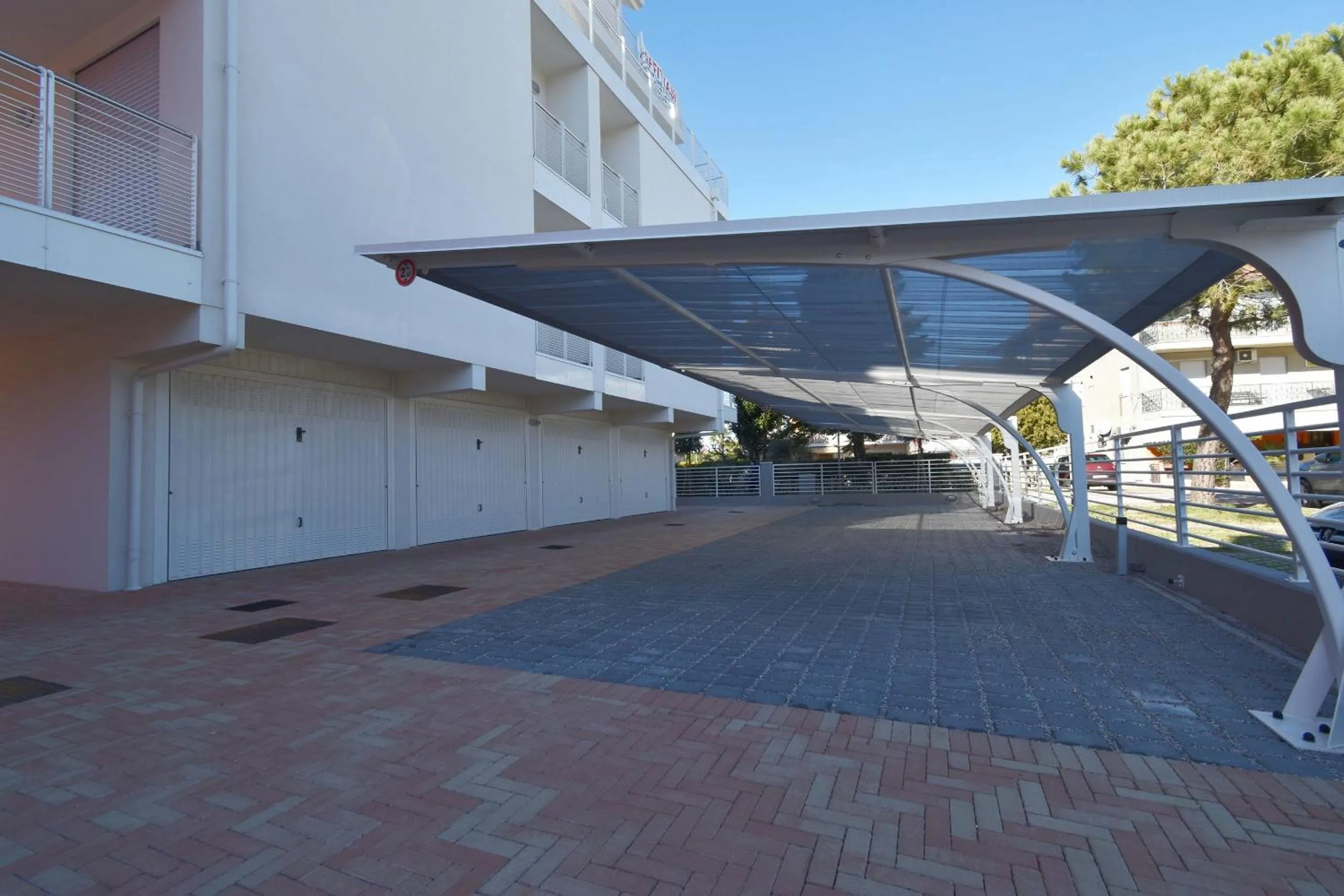 Parking in Residence Al Molo - Agenzia Cocal