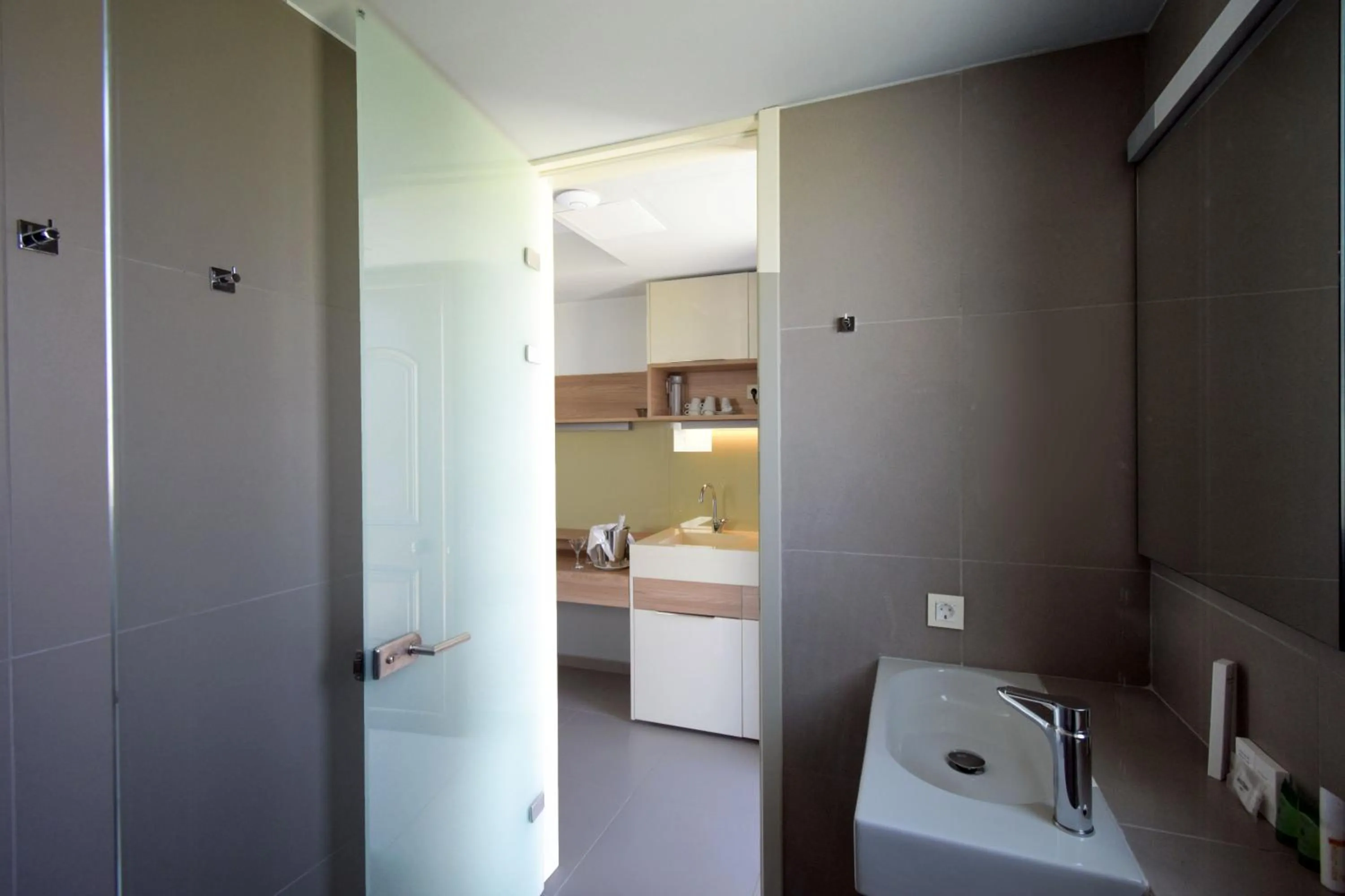 Bathroom in Geraniotis Hotel and Resort