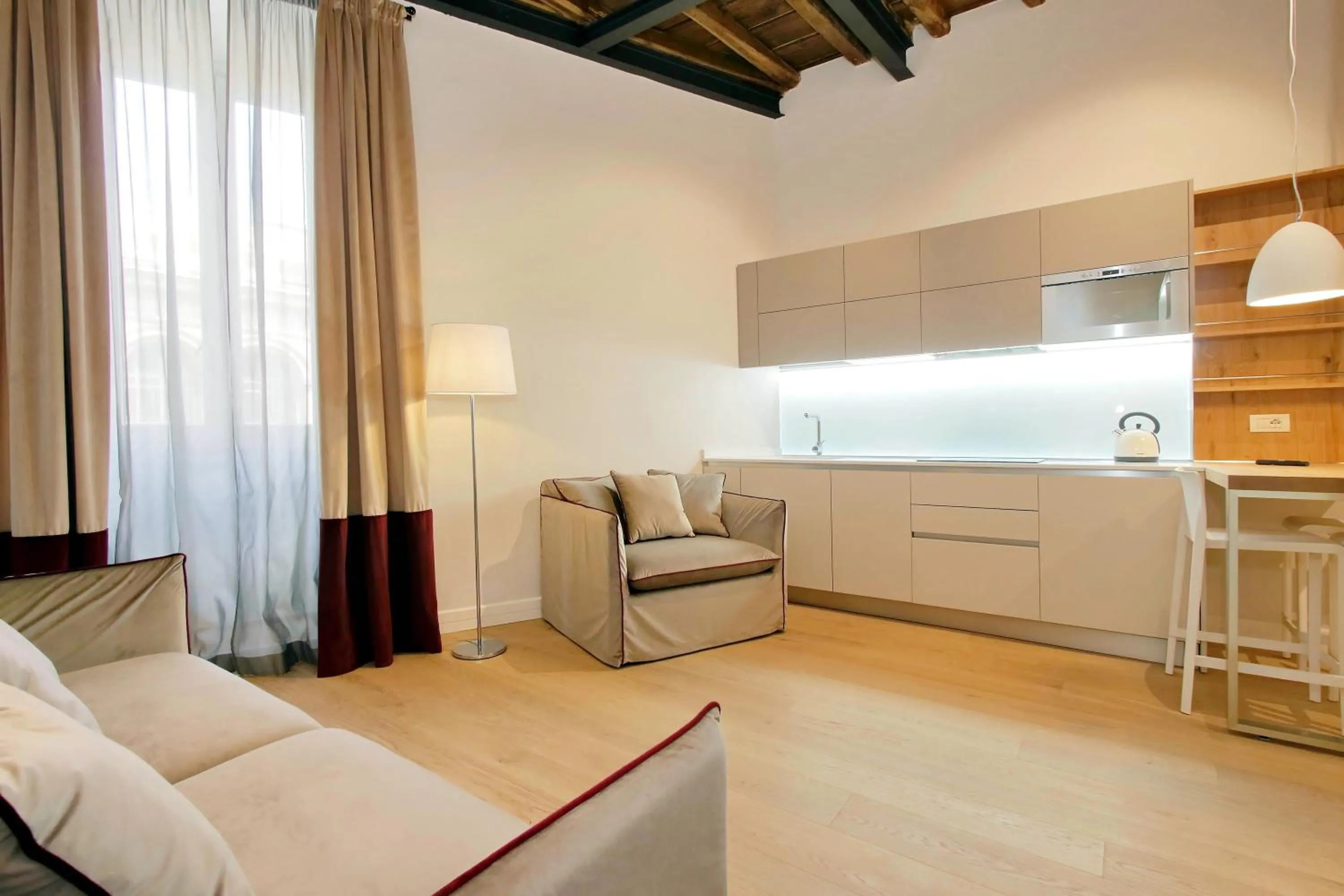 Photo of the whole room in Monti Panisperna suites